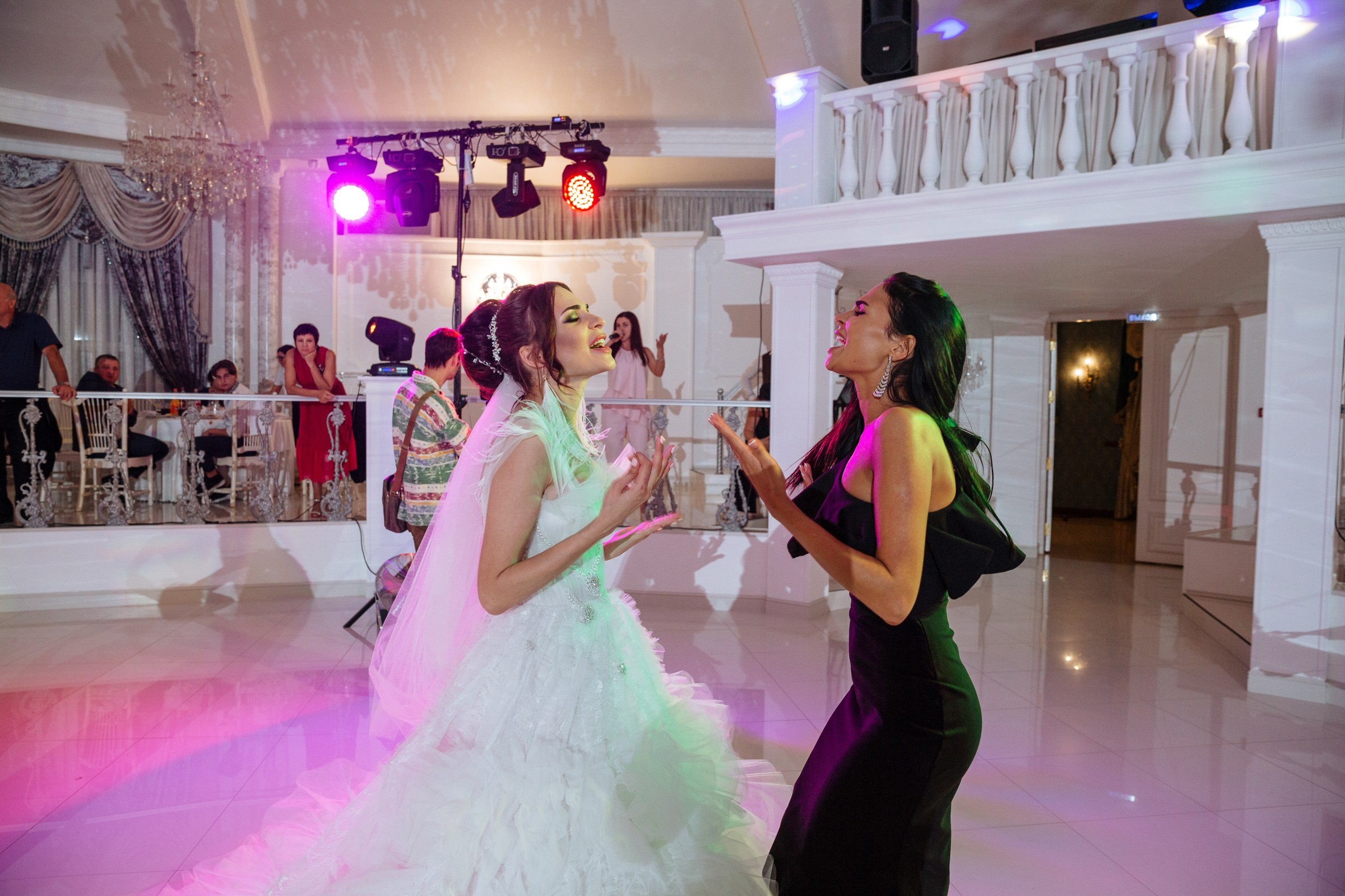 Свадебная фотосессия Ростома и Николь. Профессиональный фотограф в Волгодонске и Ростове Владимир Казак