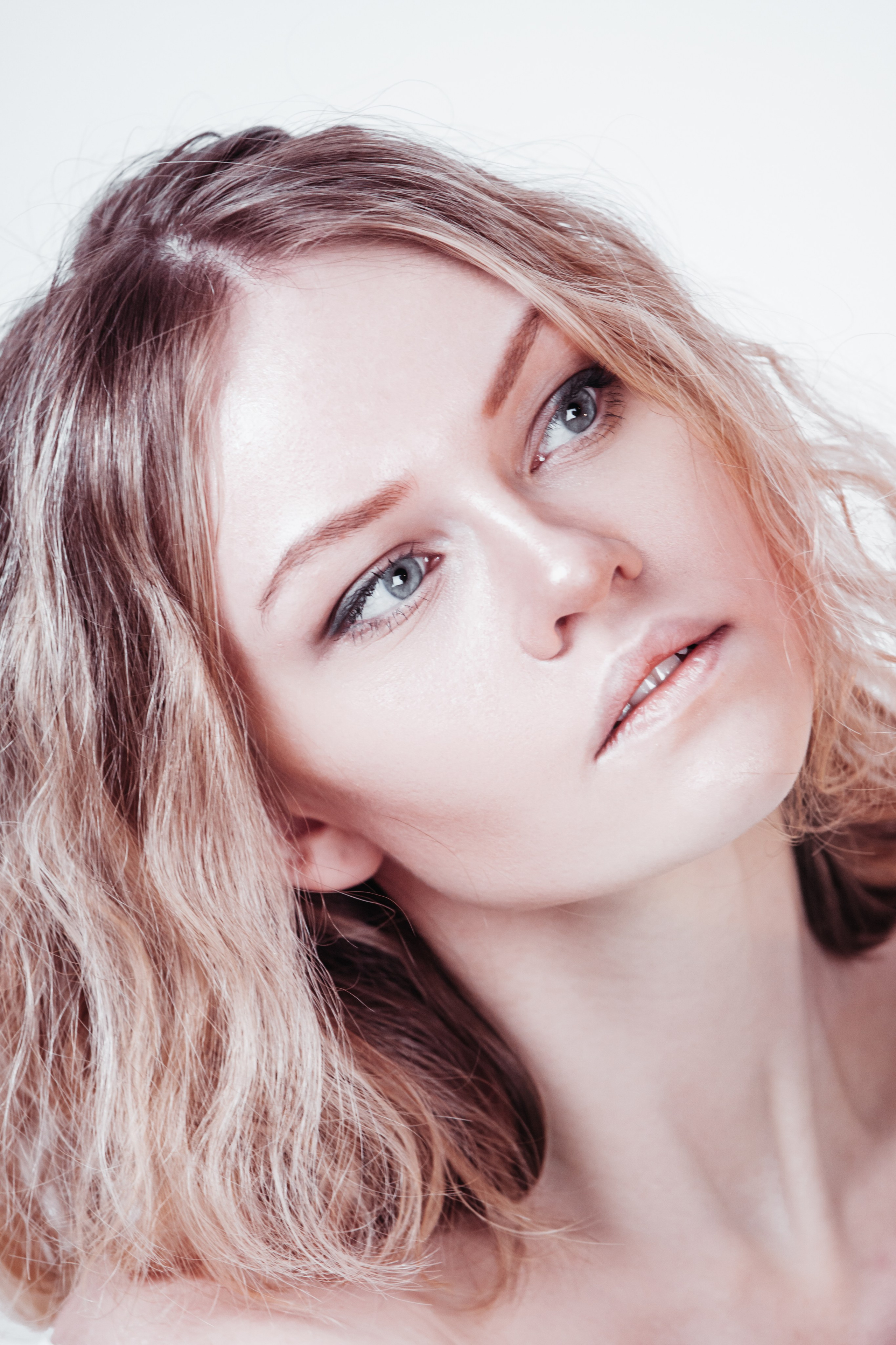 White. Дария Галямова — фотограф: открытый, творческий, коммерческий