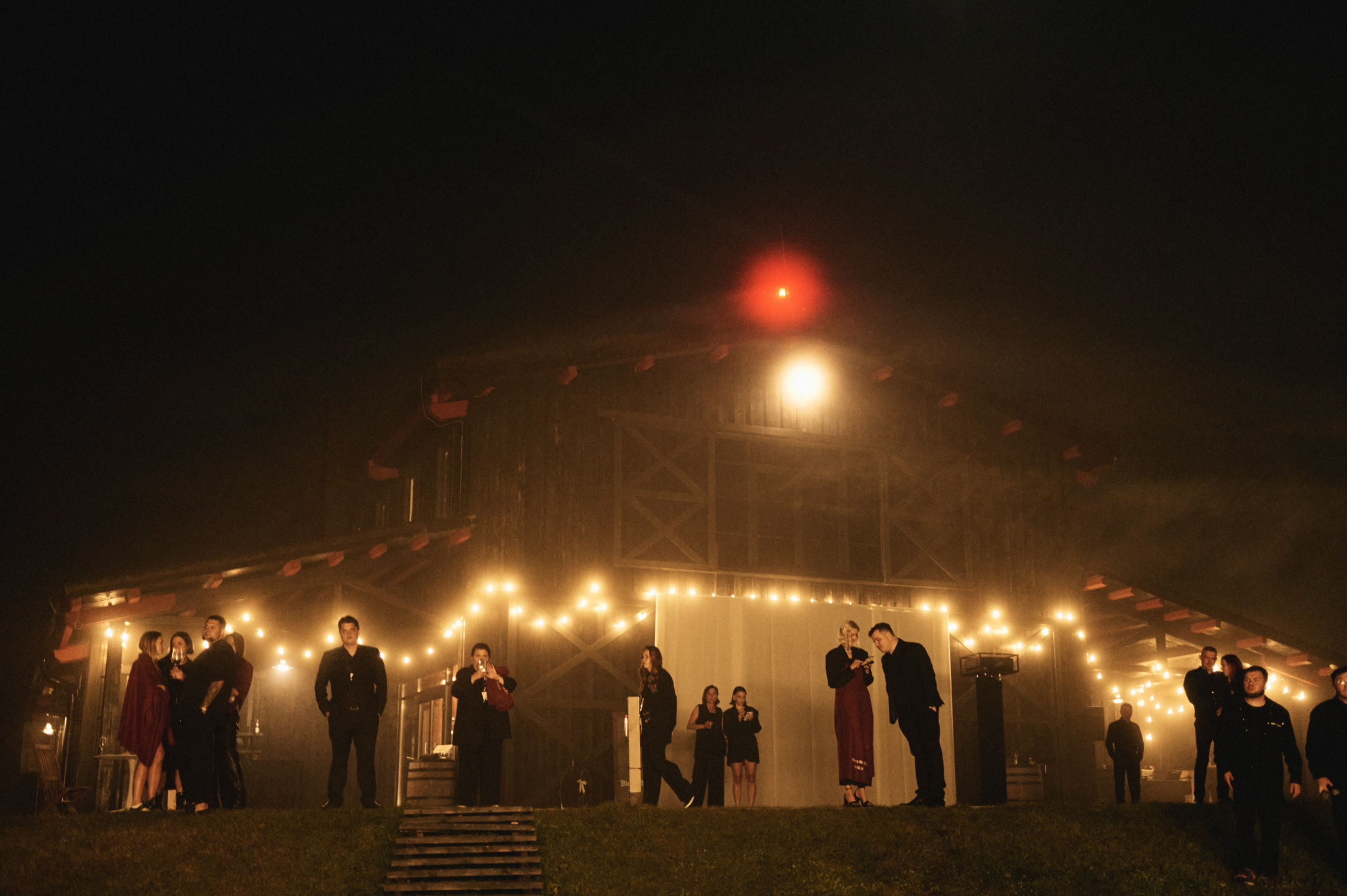 Mary Gu & Toli Wildways. VENSKAYA WEDDING & EVENT PLANNER