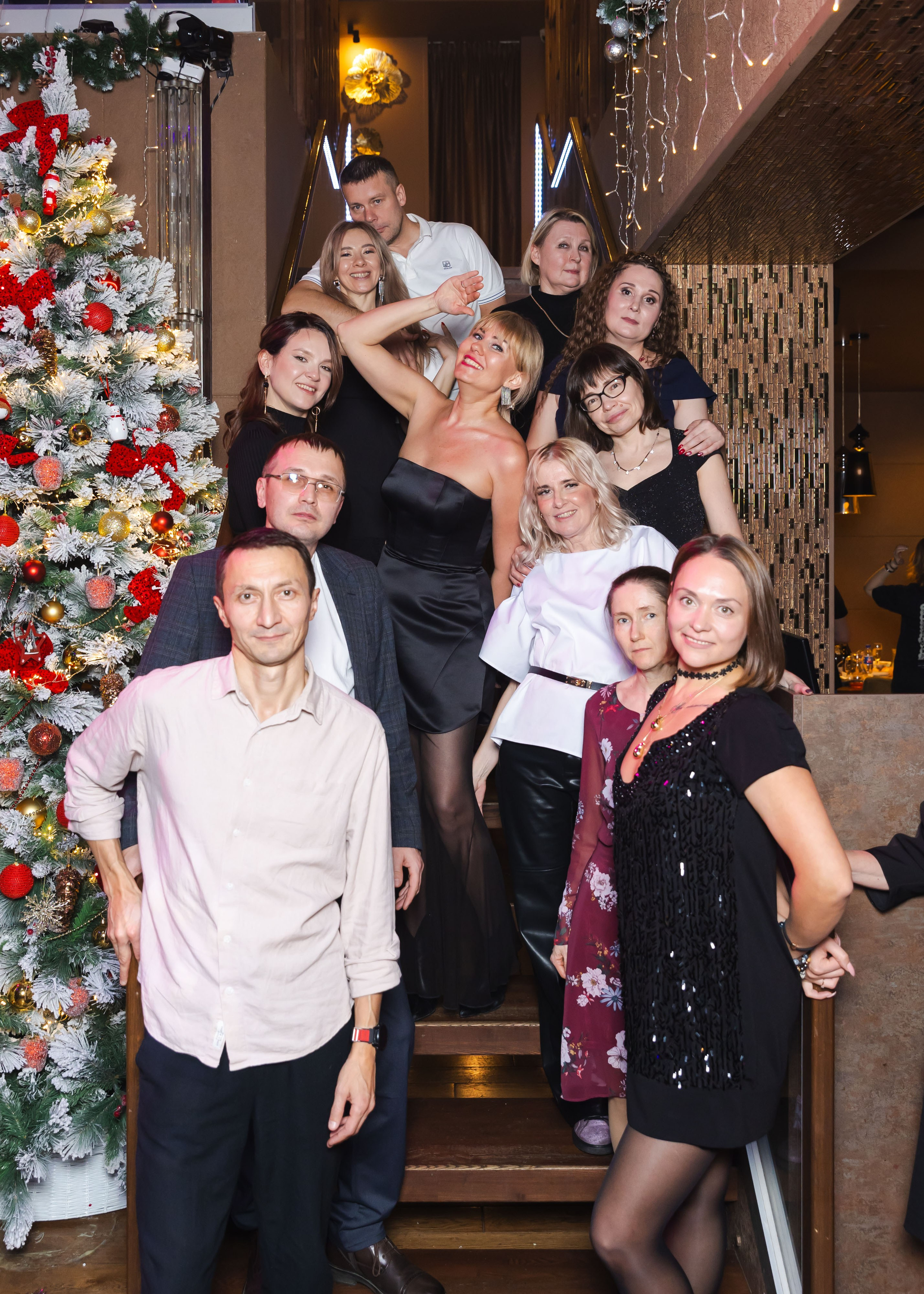 Предновогодка кипарис 2025. ФОТОГРАФ ВИНОГРАДОВА ДАРЬЯ