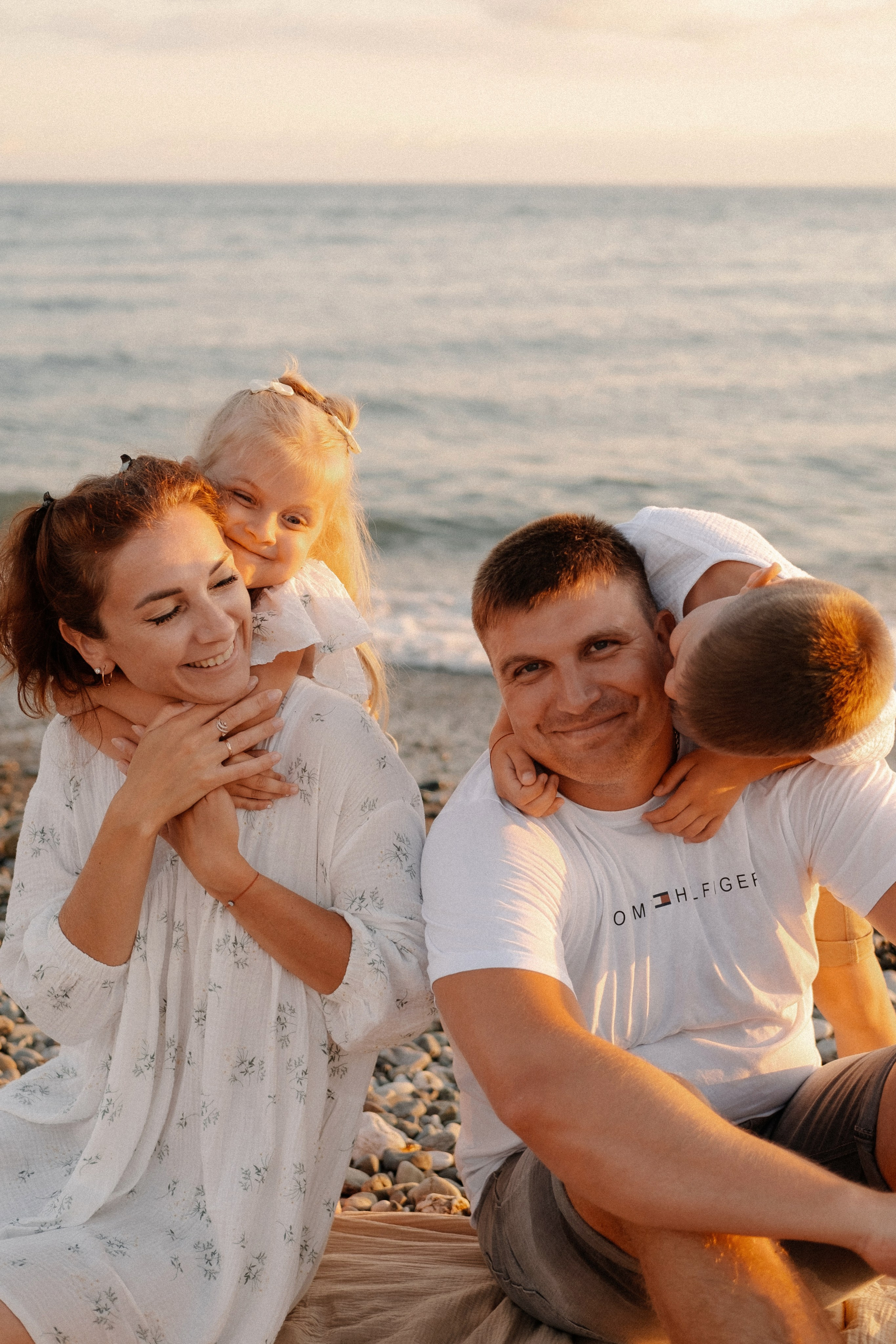 Семейные фотосессии в Сочи, Сириус и на Красной поляне. Семейный, свадебный фотограф Сочи, Адлер, Красная поляна