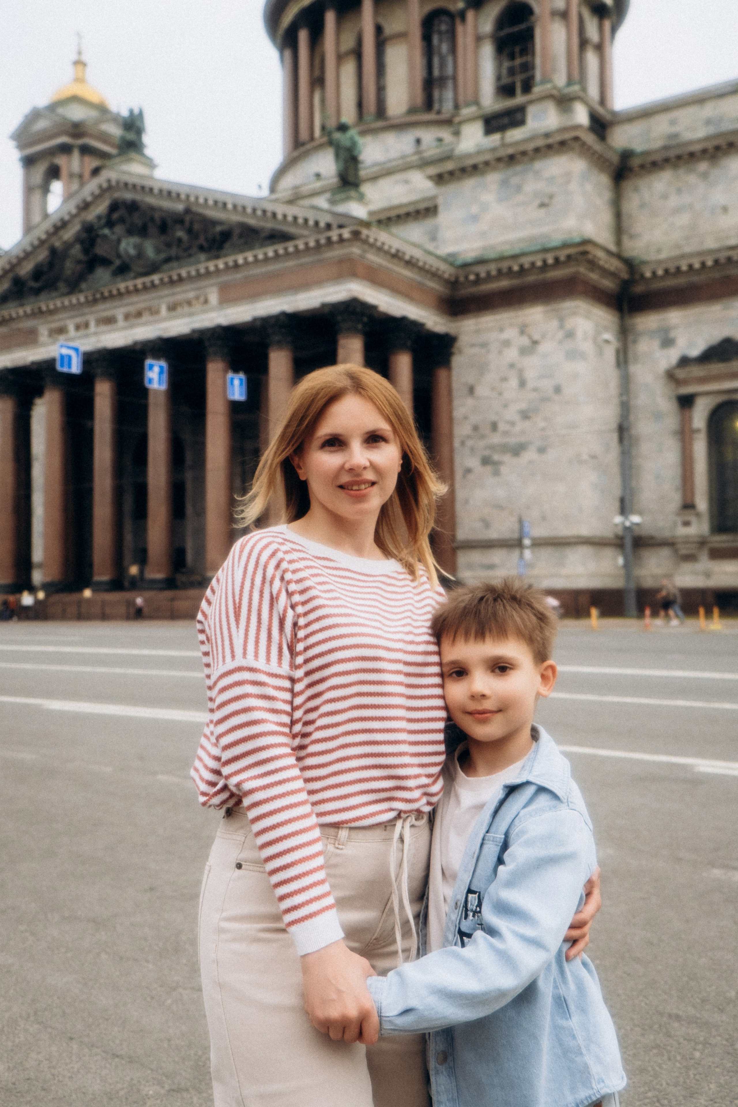Семейная прогулочная фотосессия в Спб. Фотограф в Санкт-Петербурге Кристина Брянская