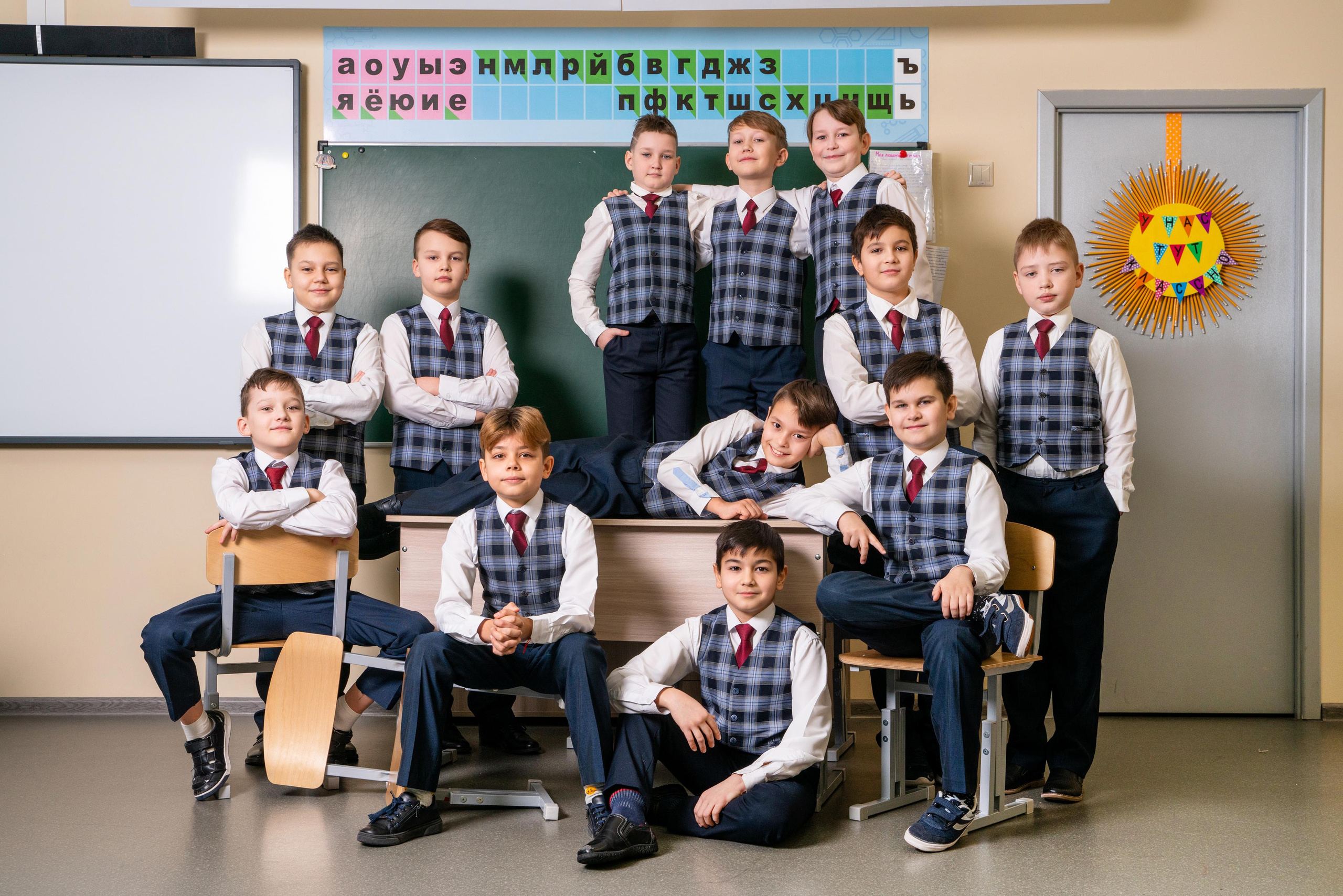 Выпускники портфолио. Выпускные альбомы Нижнекамск Набережные Челны Фотостудия Небо