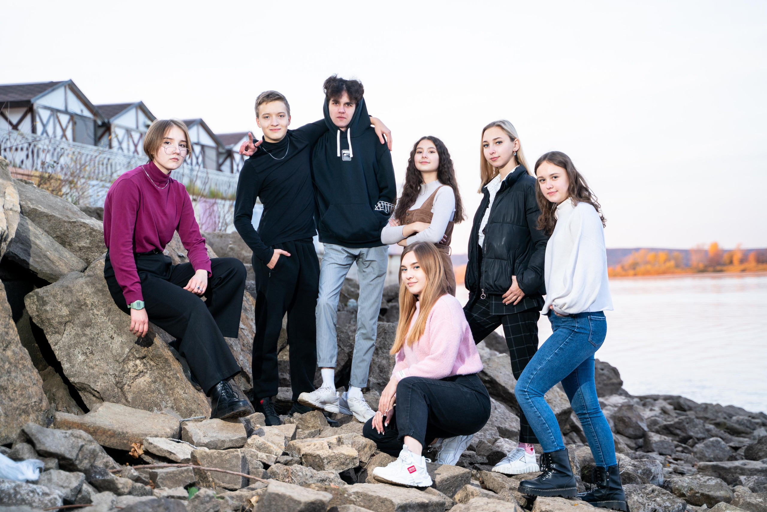 Выпускная фотосессия на природе. Выпускные альбомы Нижнекамск Набережные Челны Фотостудия Небо