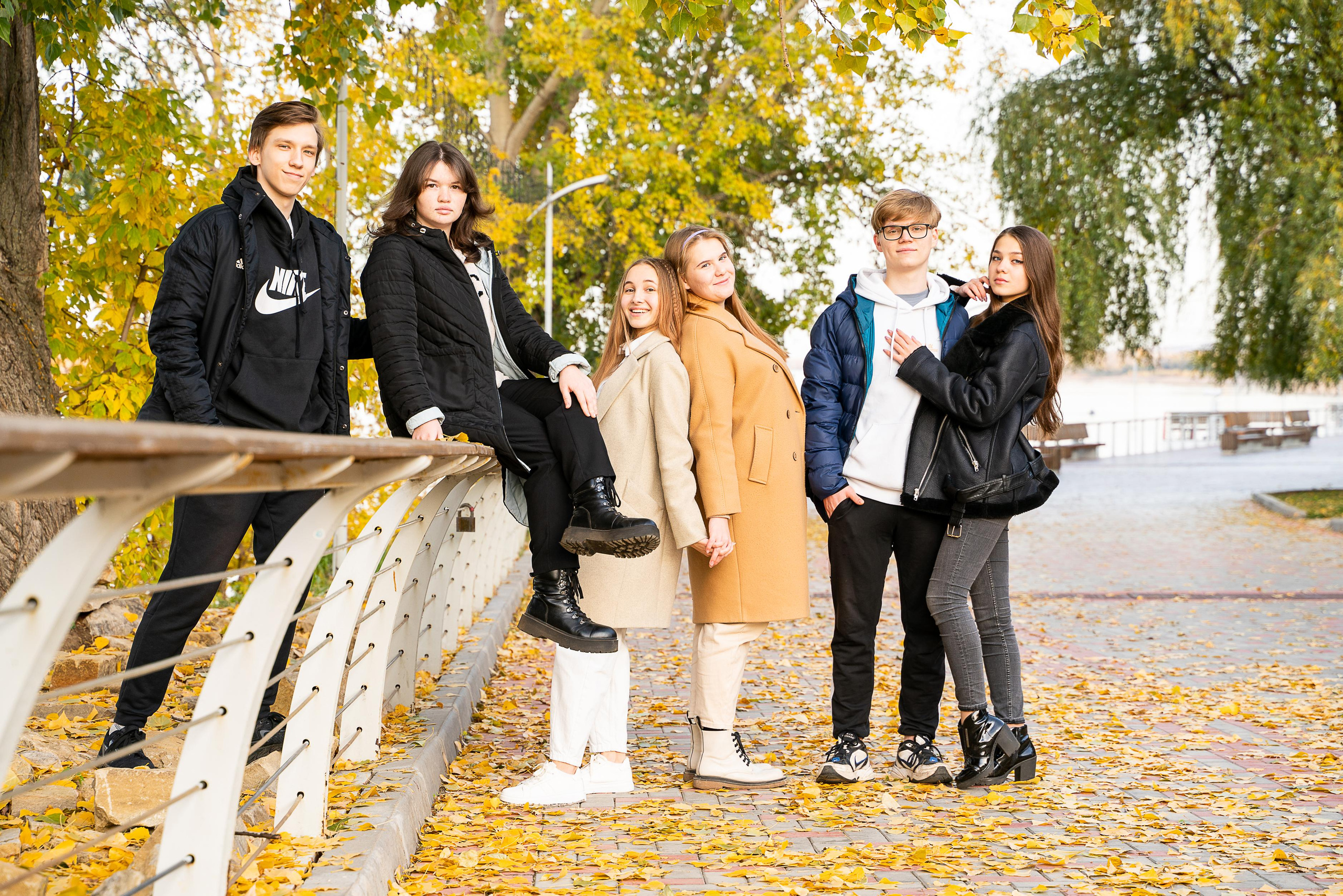 Выпускная фотосессия на природе. Выпускные альбомы Нижнекамск Набережные Челны Фотостудия Небо