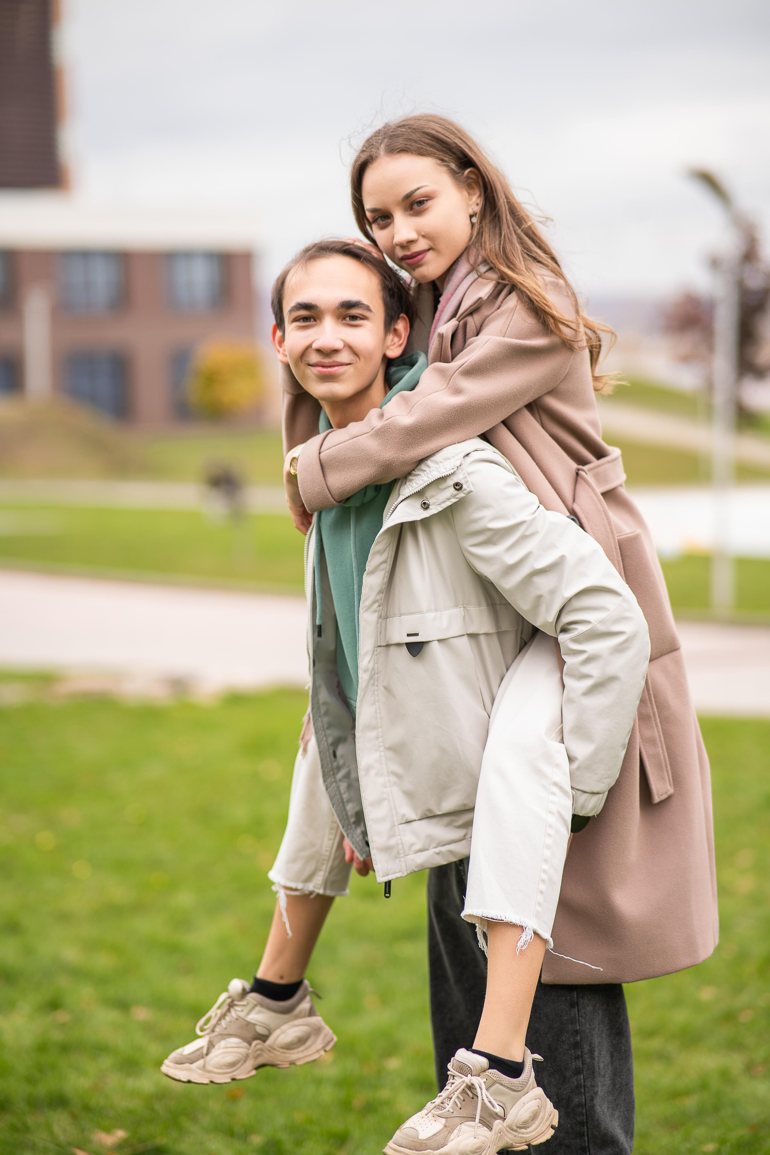 Выпускная фотосессия на природе. Выпускные альбомы Нижнекамск Набережные Челны Фотостудия Небо