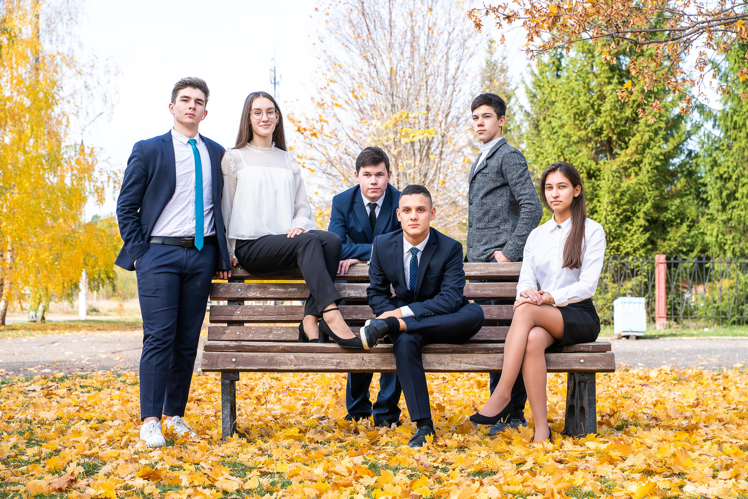 Выпускная фотосессия на природе. Выпускные альбомы Нижнекамск Набережные Челны Фотостудия Небо