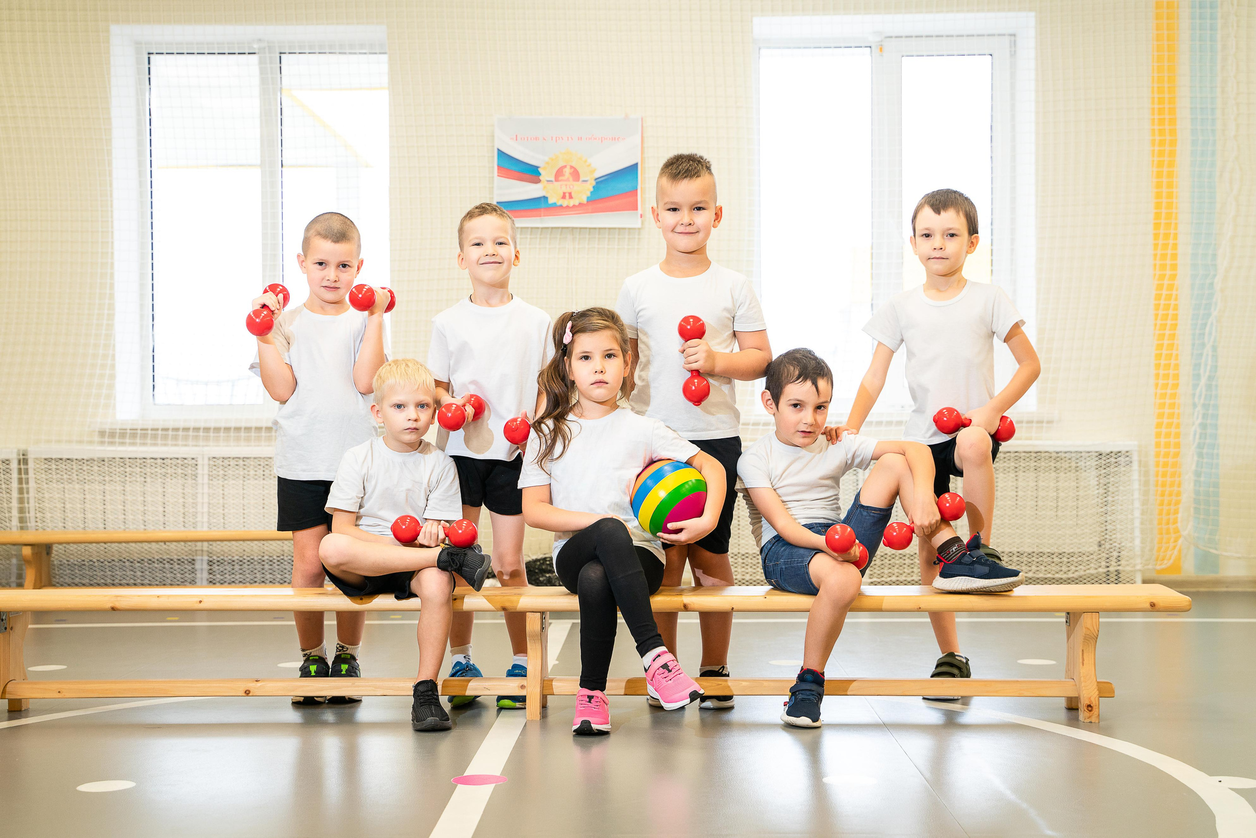Фотографии выпускников детского сада. Выпускные альбомы Нижнекамск Набережные Челны Фотостудия Небо