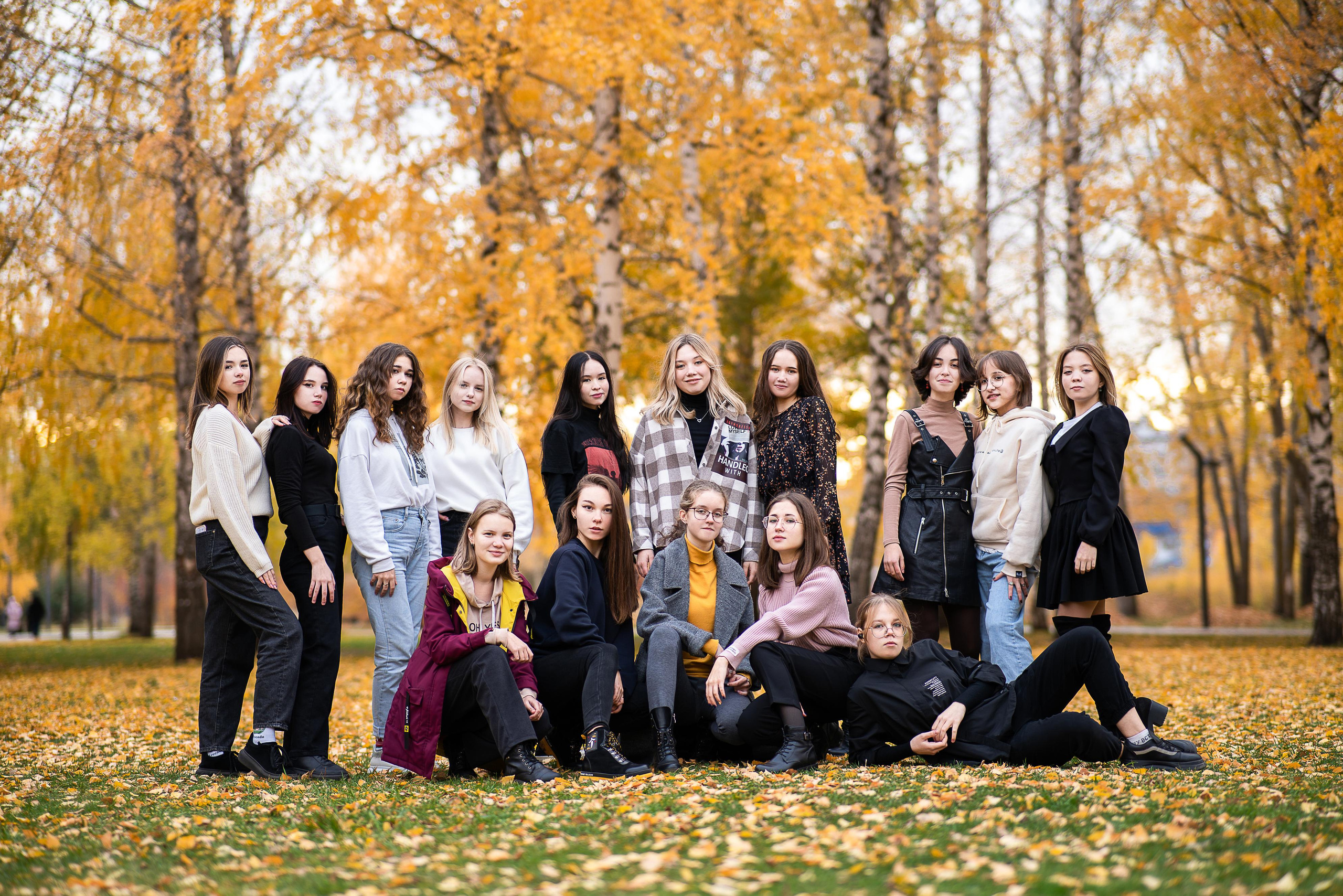 Выпускная фотосессия на природе. Выпускные альбомы Нижнекамск Набережные Челны Фотостудия Небо