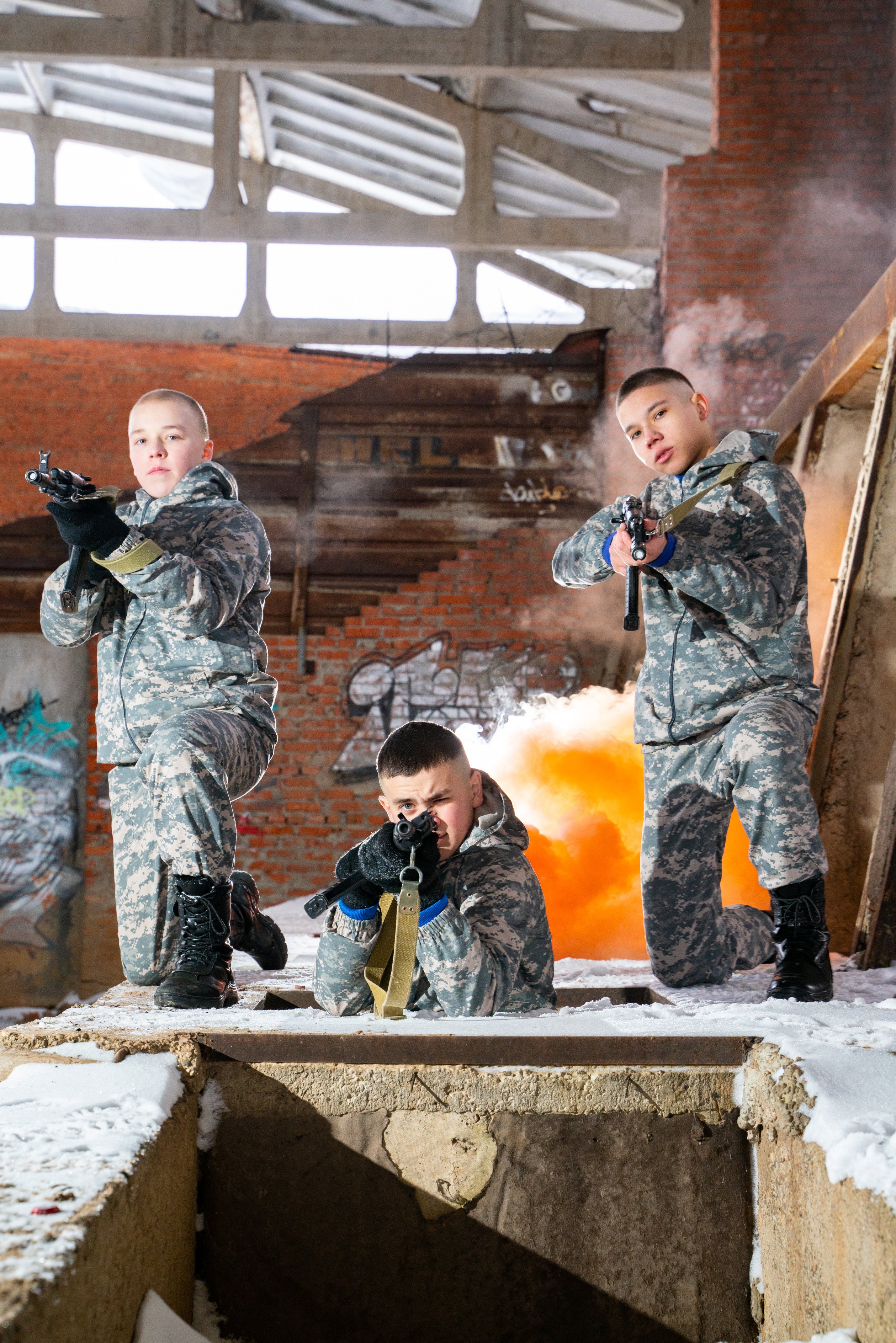 Выпускная фотосессия на природе. Выпускные альбомы Нижнекамск Набережные Челны Фотостудия Небо
