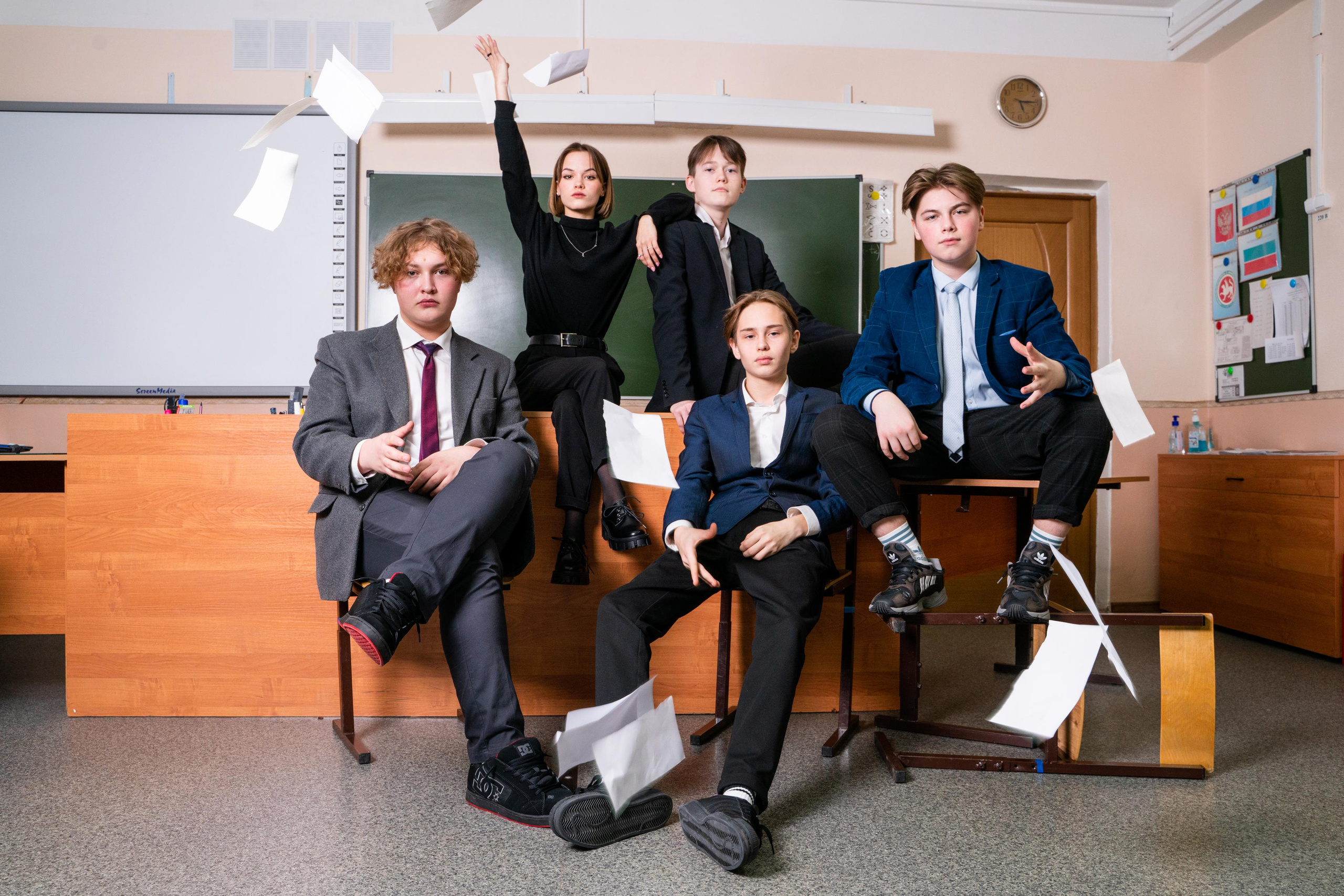 Выпускники портфолио. Выпускные альбомы Нижнекамск Набережные Челны Фотостудия Небо