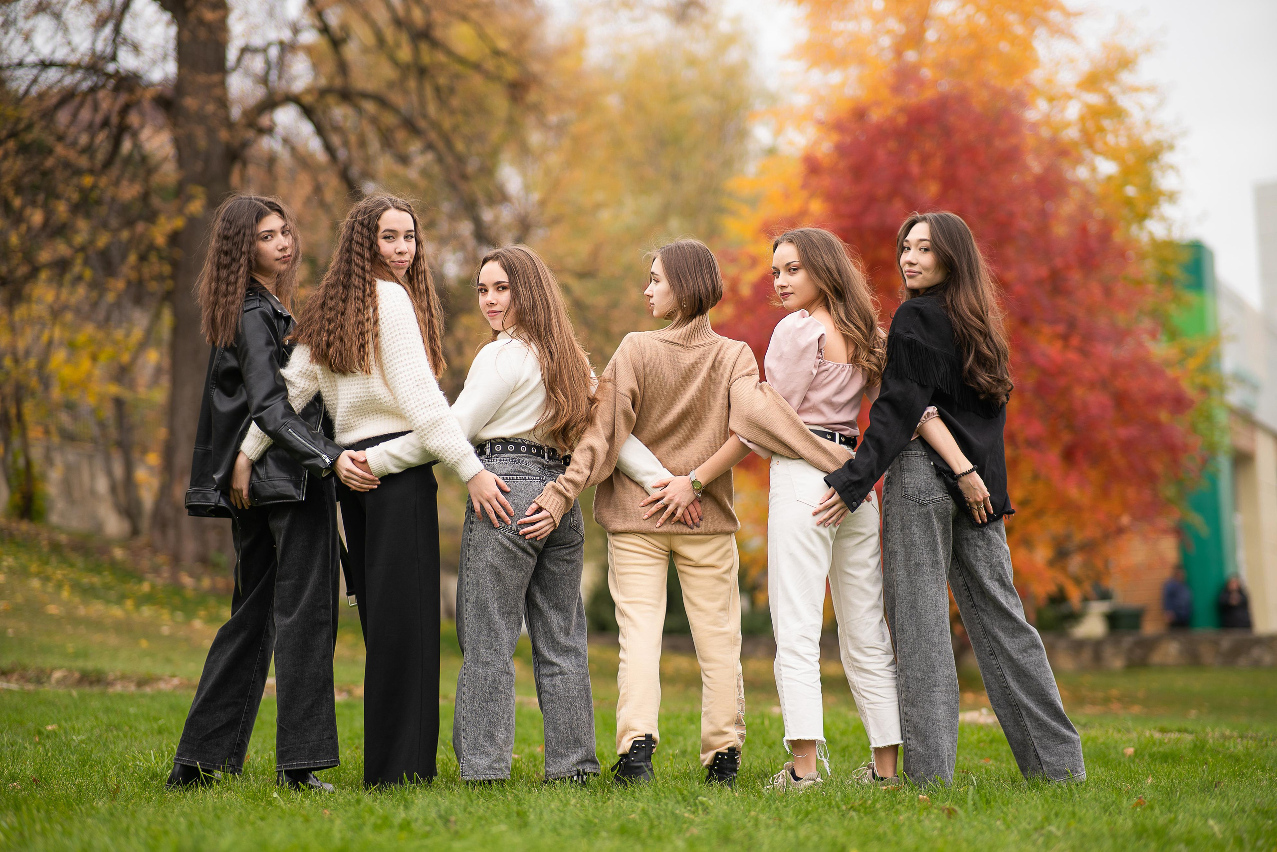 Выпускная фотосессия на природе. Выпускные альбомы Нижнекамск Набережные Челны Фотостудия Небо