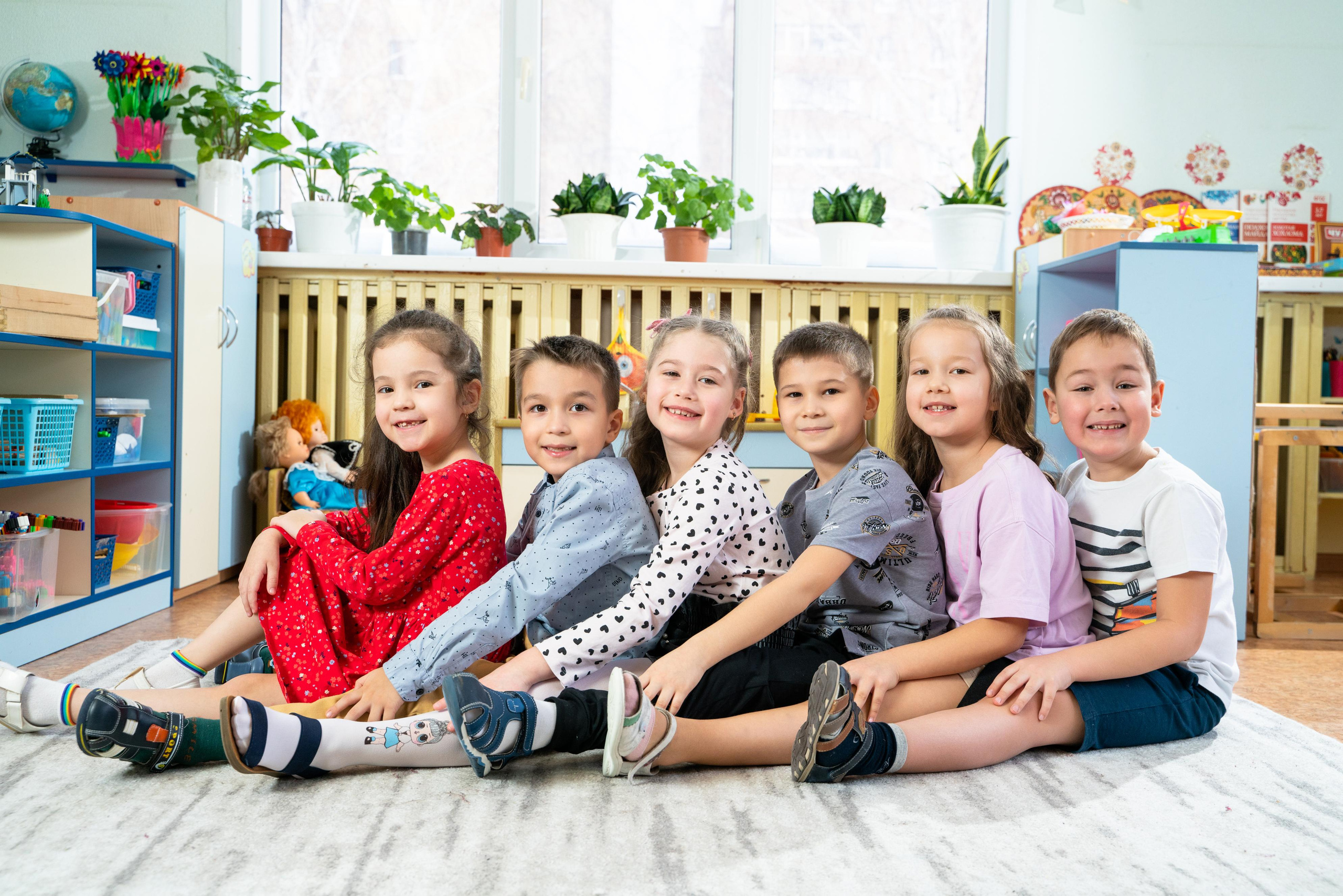 Фотографии выпускников детского сада. Выпускные альбомы Нижнекамск Набережные Челны Фотостудия Небо