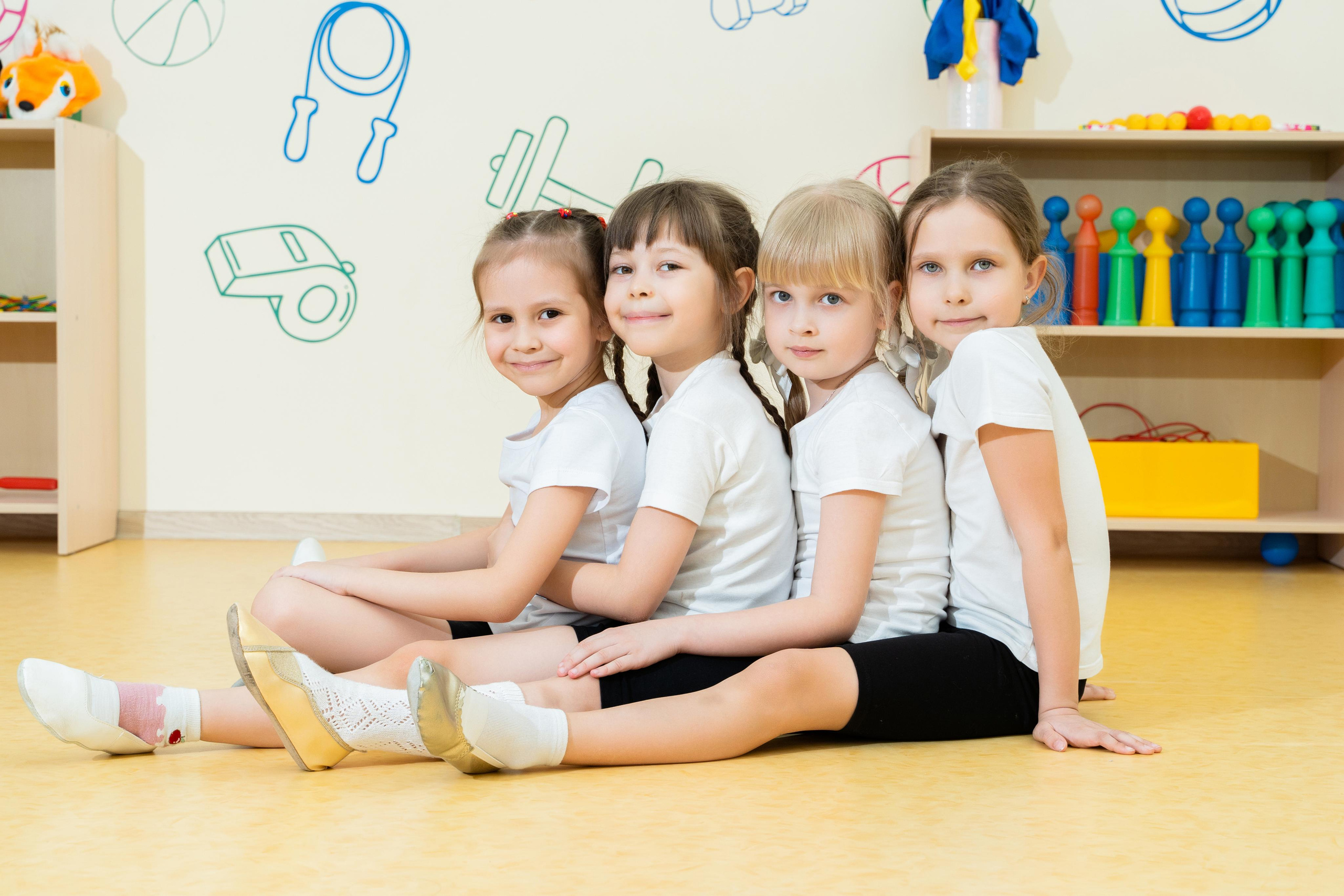 Фотографии выпускников детского сада. Выпускные альбомы Нижнекамск Набережные Челны Фотостудия Небо