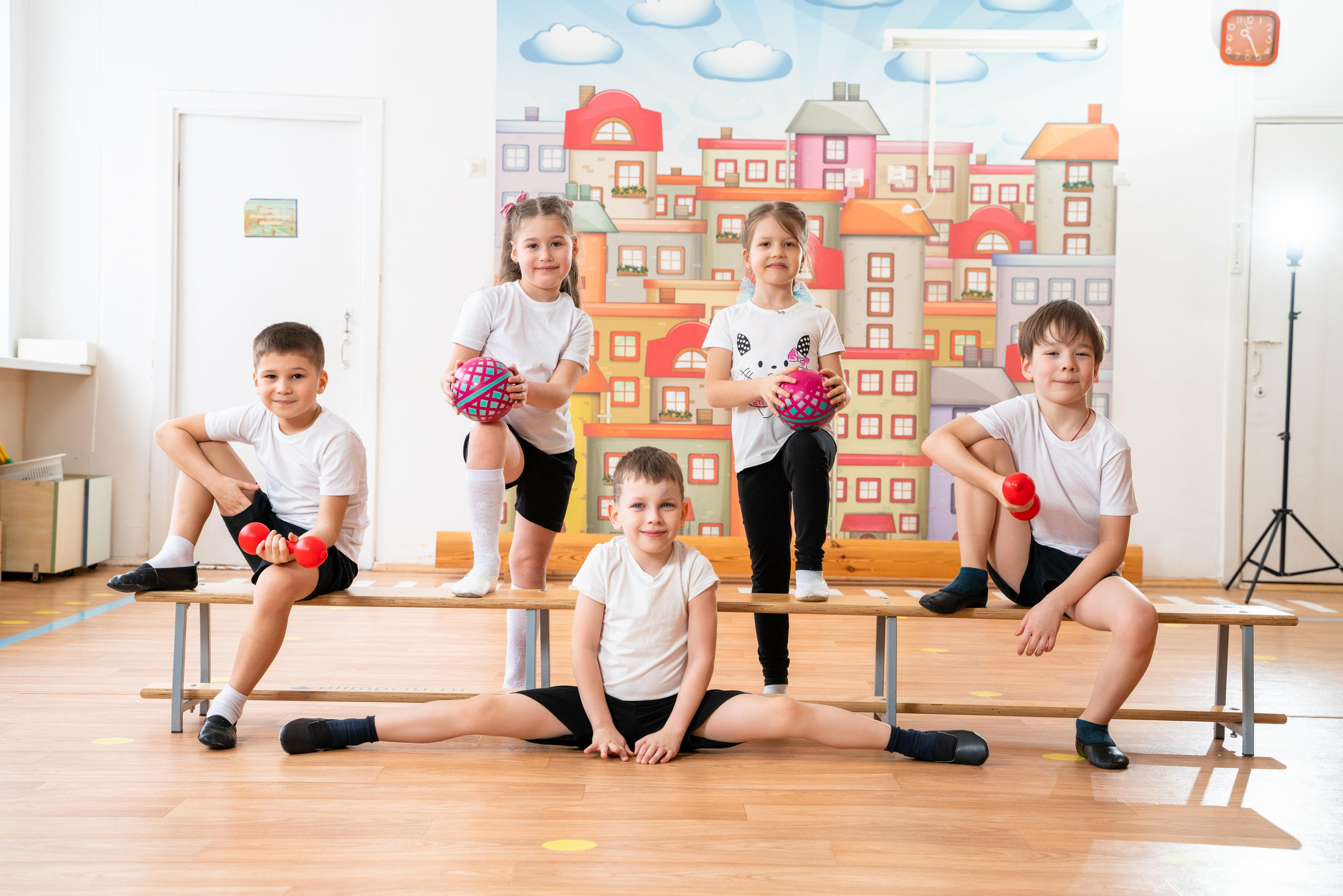 Фотографии выпускников детского сада. Выпускные альбомы Нижнекамск Набережные Челны Фотостудия Небо