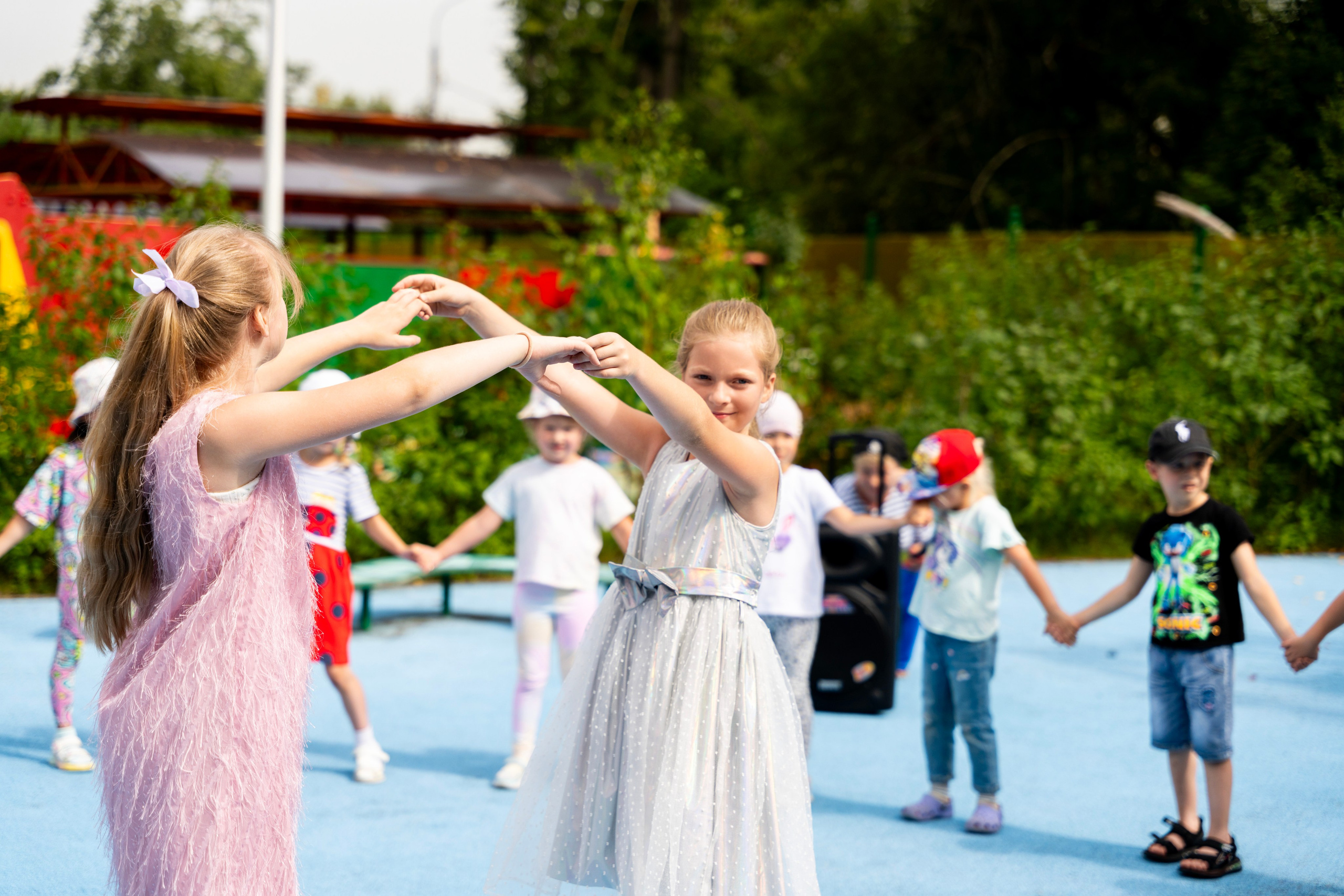 Игры на свежем воздухе. Фотограф Юлия Попова