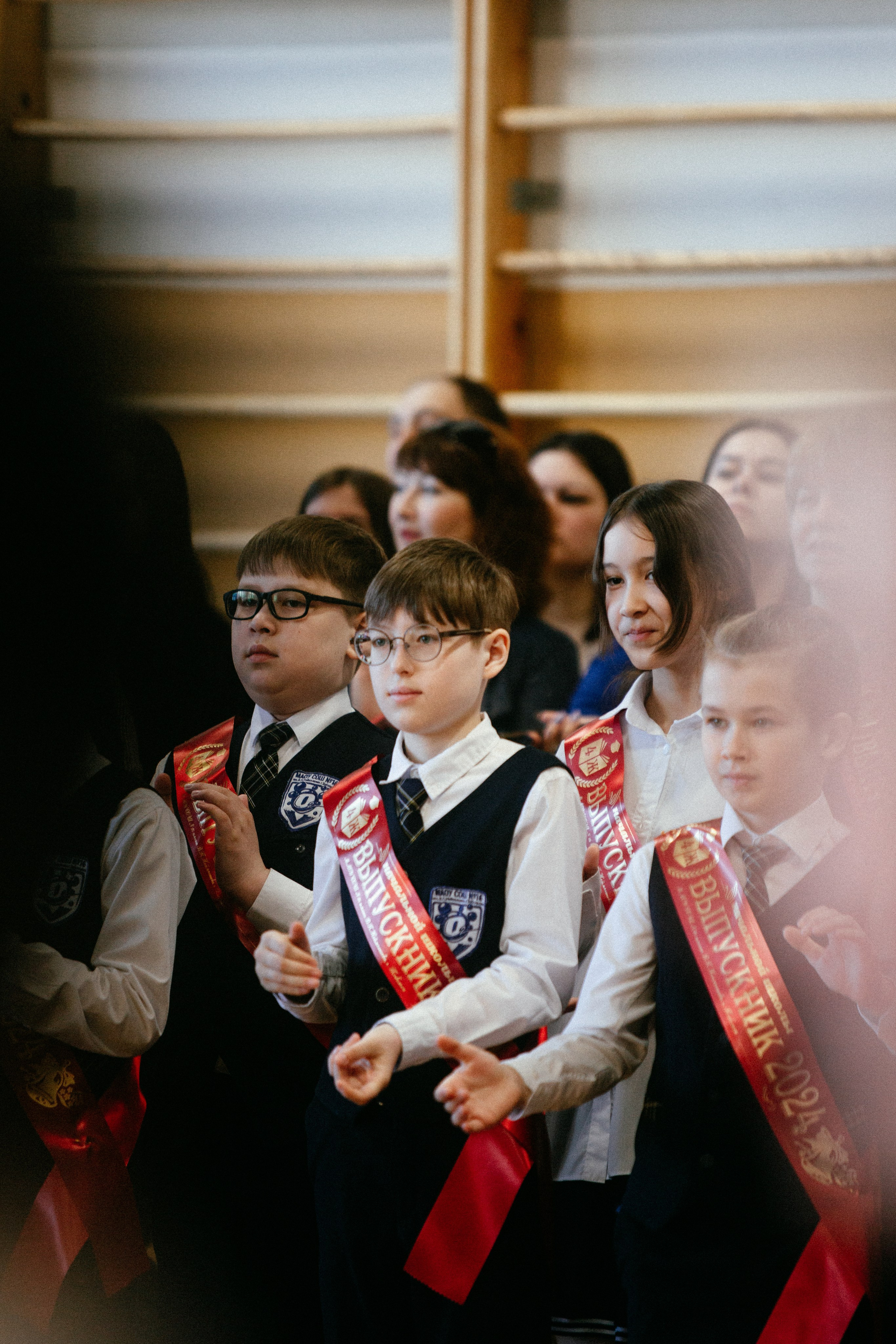 Выпускной в начальной школе. Арт-фотограф Крис Л. в Тобольске: портрет, семейные, свадьбы