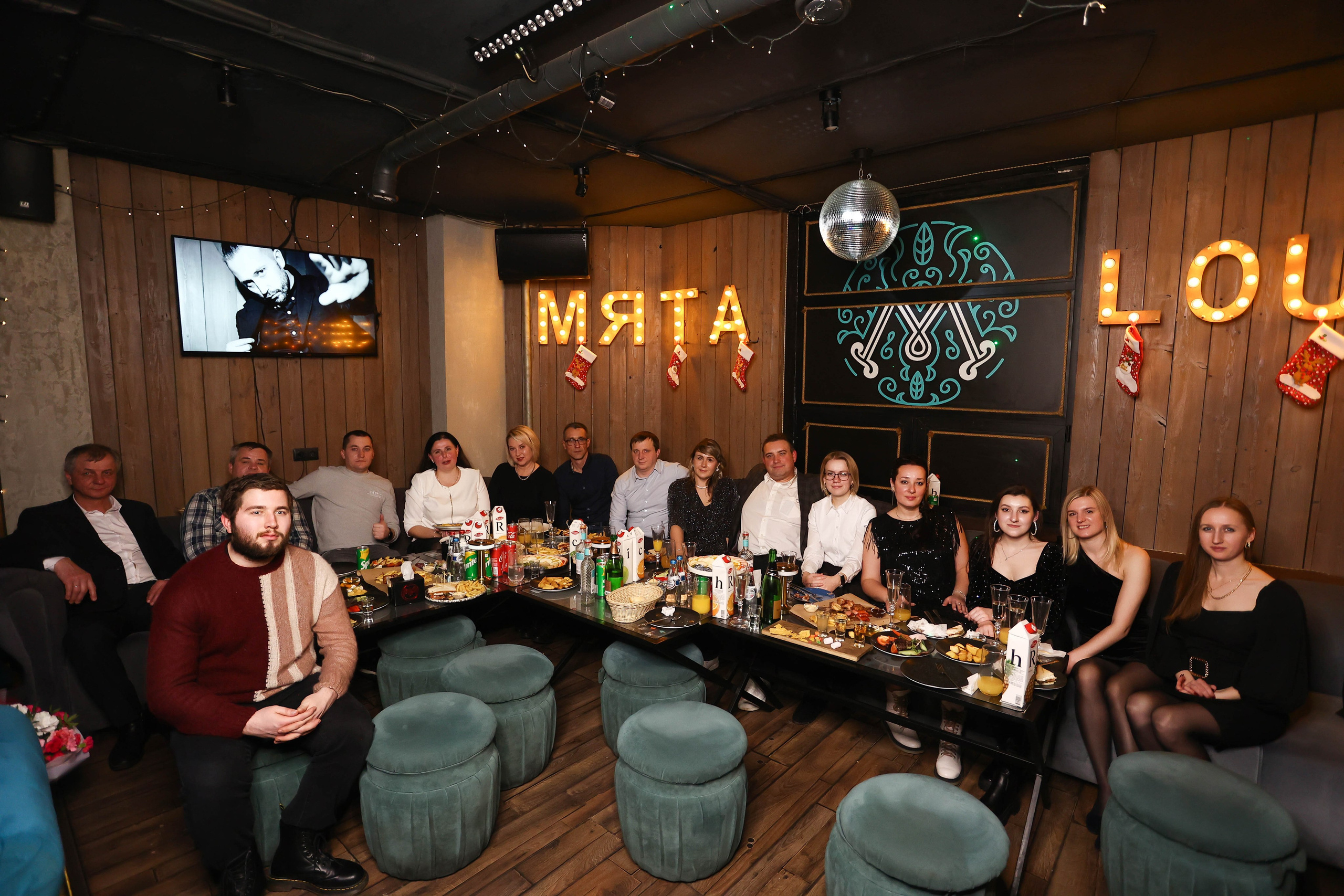 22/12/23 Новогоднее караоке в Мята Спортивная. Мята Спортивная — Кальянная, караоке, бар в Минске