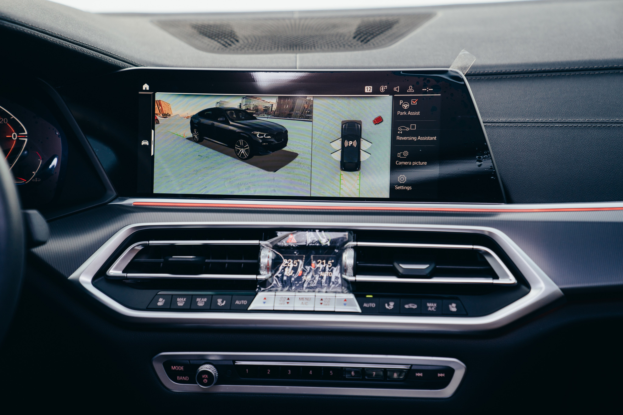 BMW X6 30d X-Drive. Идеальные портреты для соцсетей — Фотограф Ленар