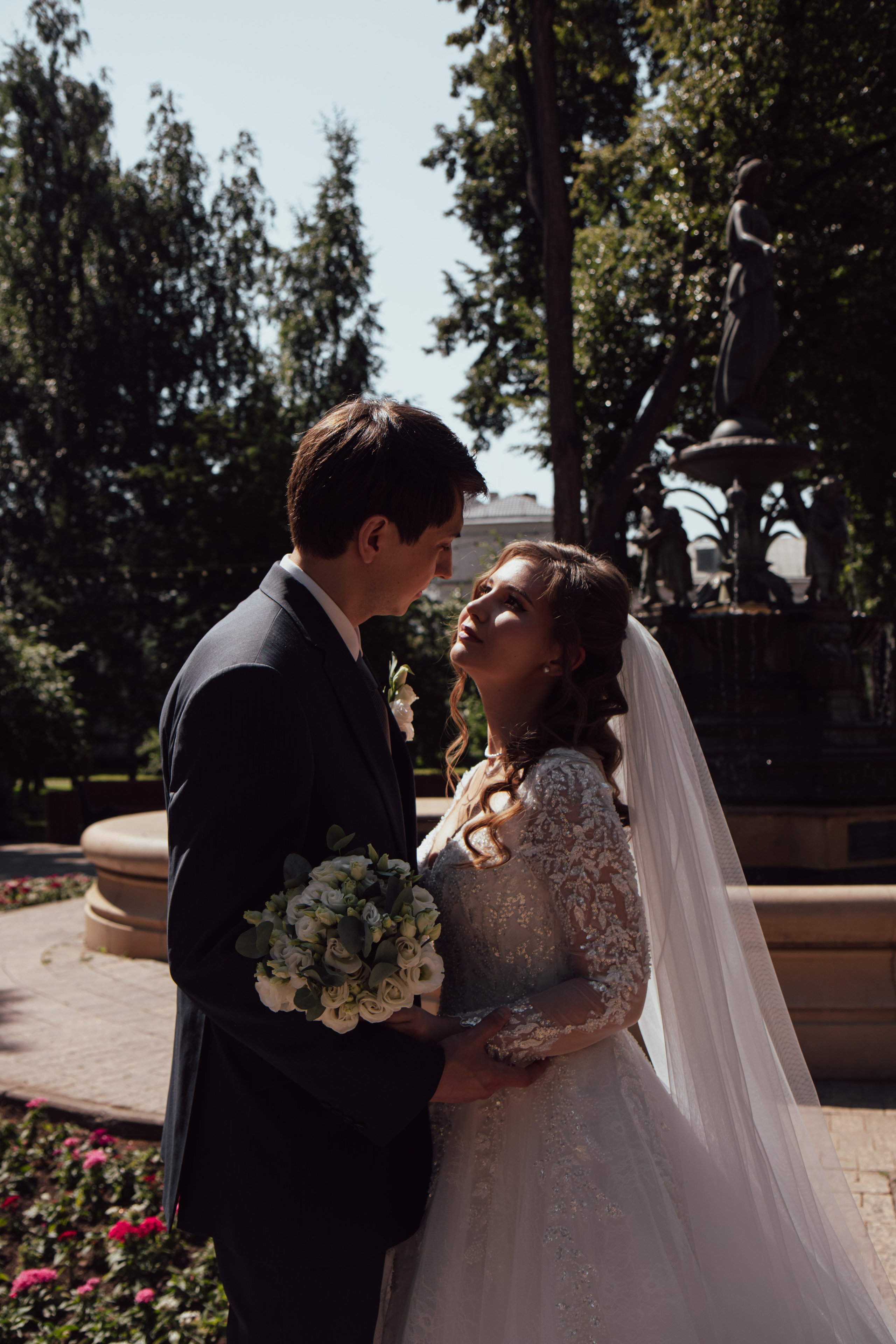 Свадебная съемка прогулочная. Фотограф продюсер съемок Йолдыз Плетнева
