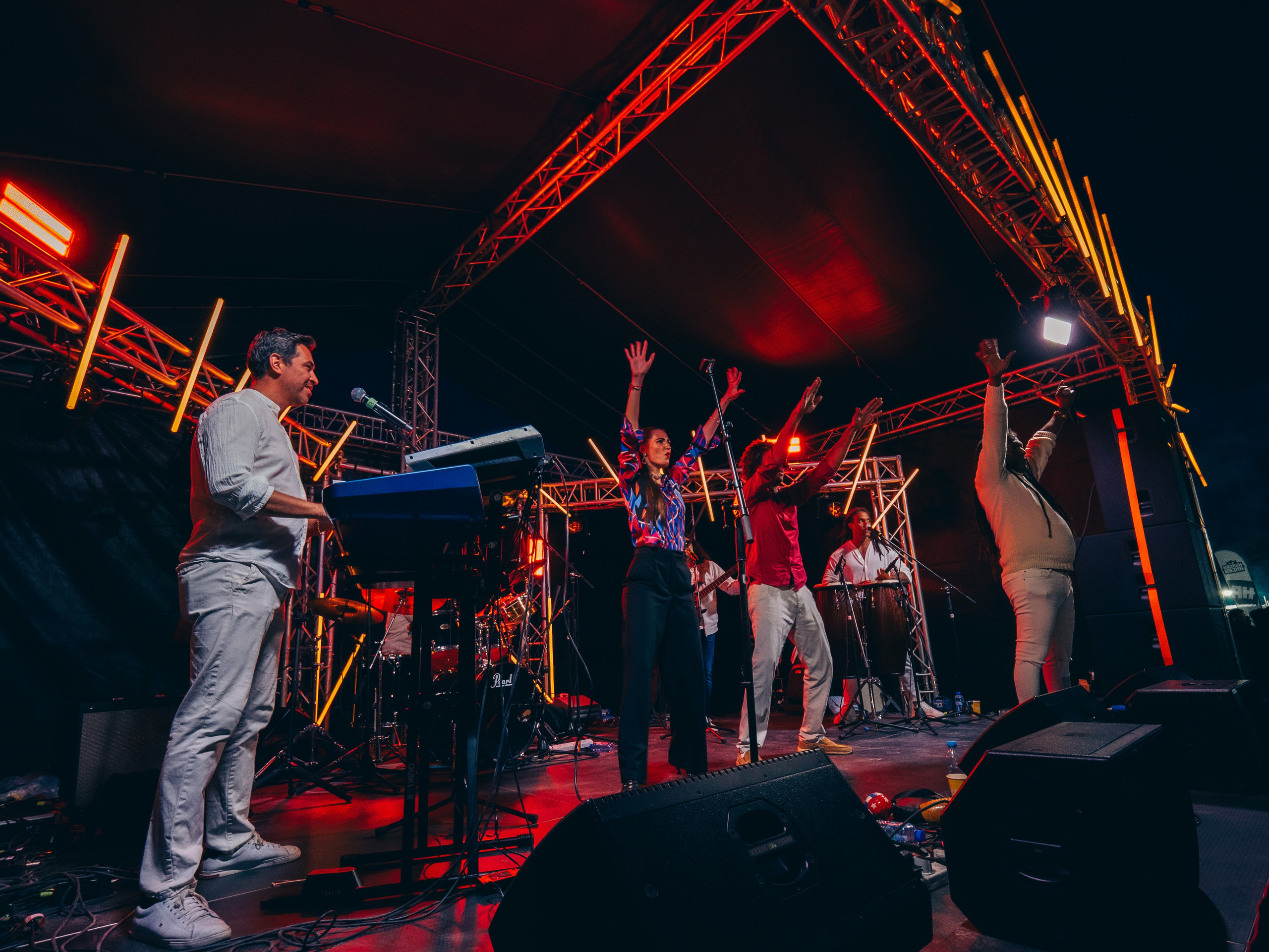 Cyberness market Carnaval. Свадебный и семейный фотограф Ирина Чернова