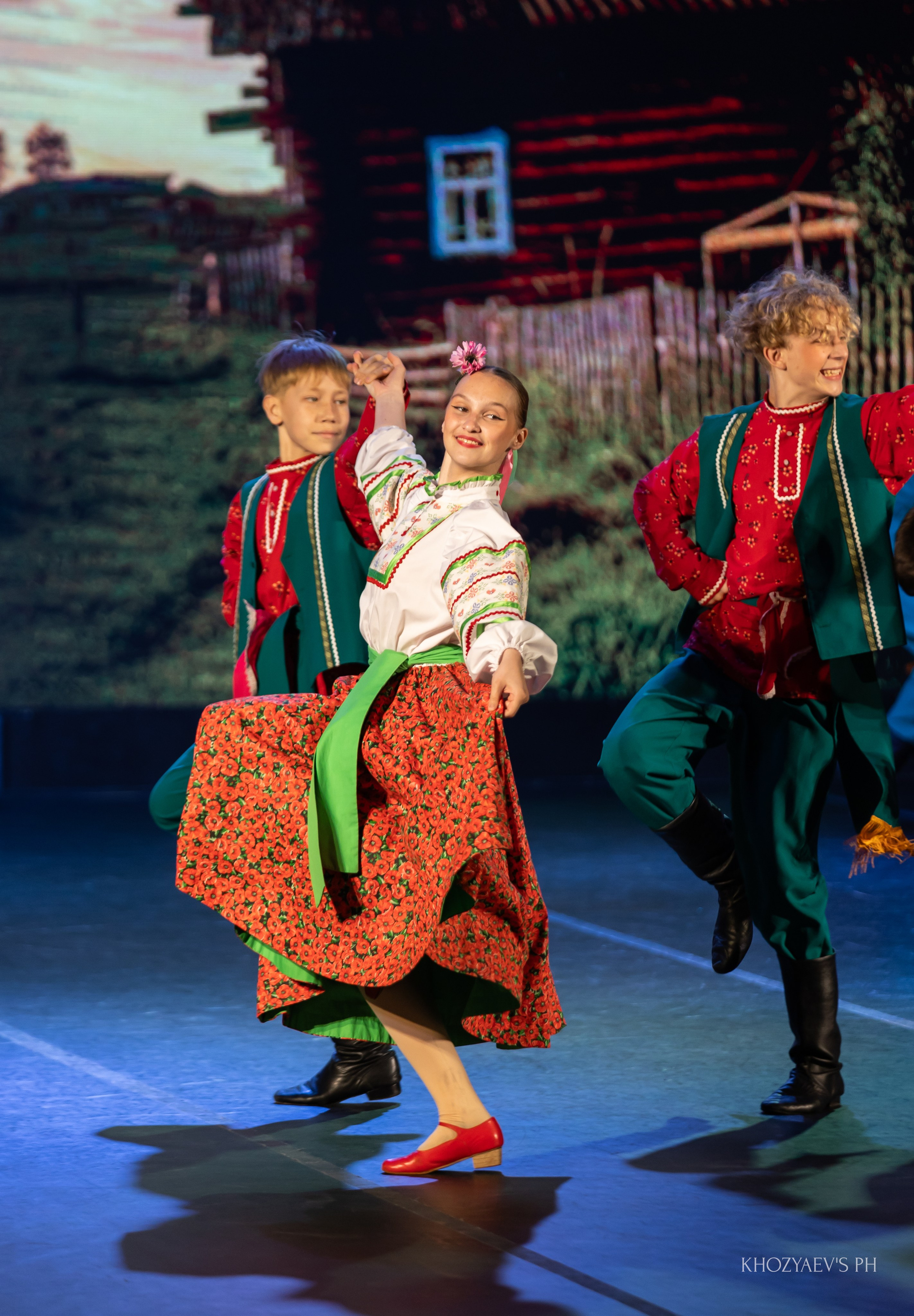 Отчетный концерт Образцового коллектива Ансамбля танца «Карамельки». Фотограф в Нижнем Новгороде, Дзержинске Олеся Хозяева