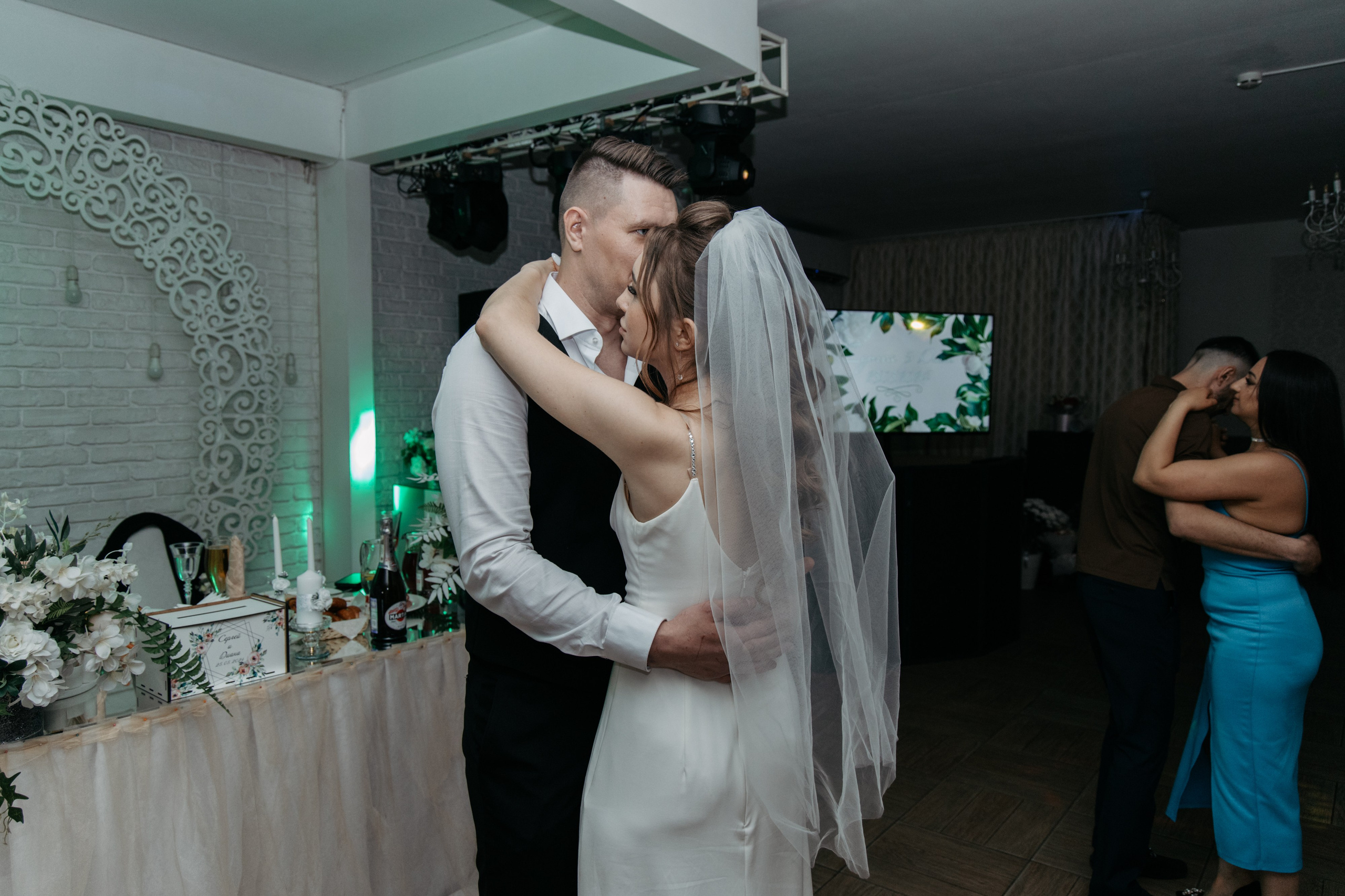 Диана и Сергей (полный день). Фотограф в Барнауле Юлия Садвокасова