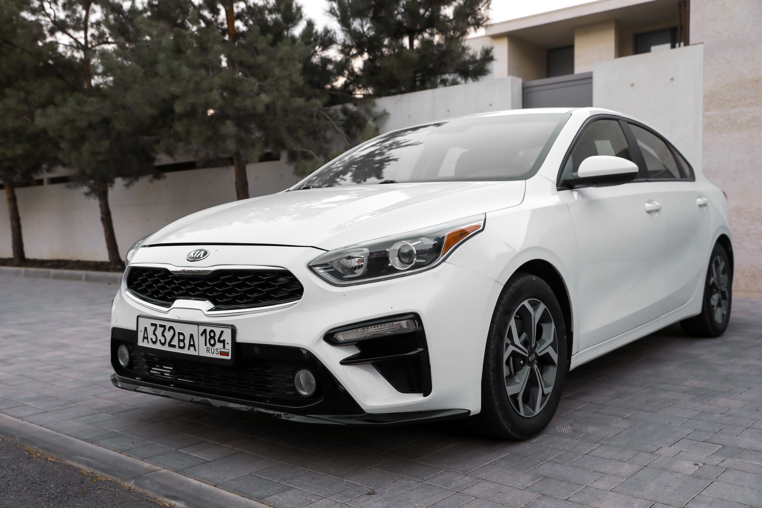 АВТО. Photographer Viktoriya Markushina «My world throug»