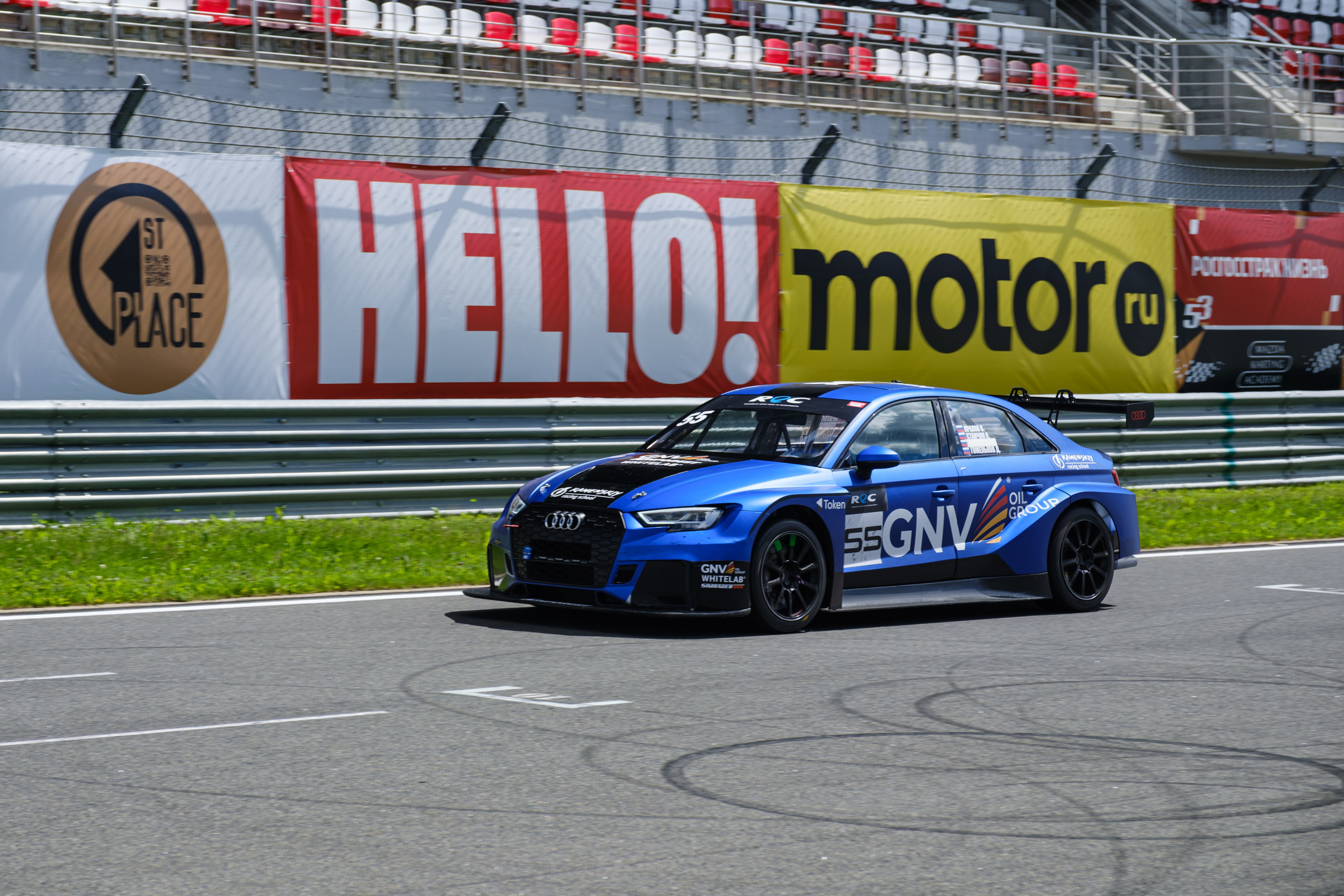 Российская серия гонок на выносливость. Авто и мотоспорт — фотограф Антон Медведев iCoguar