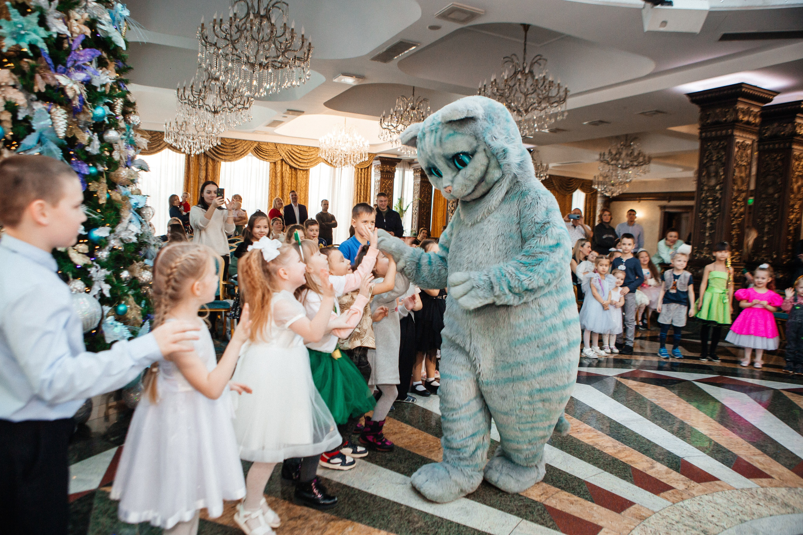 Купол|Новогодняя ёлка. Свадебный фотограф Челябинск Зиненко Виктория