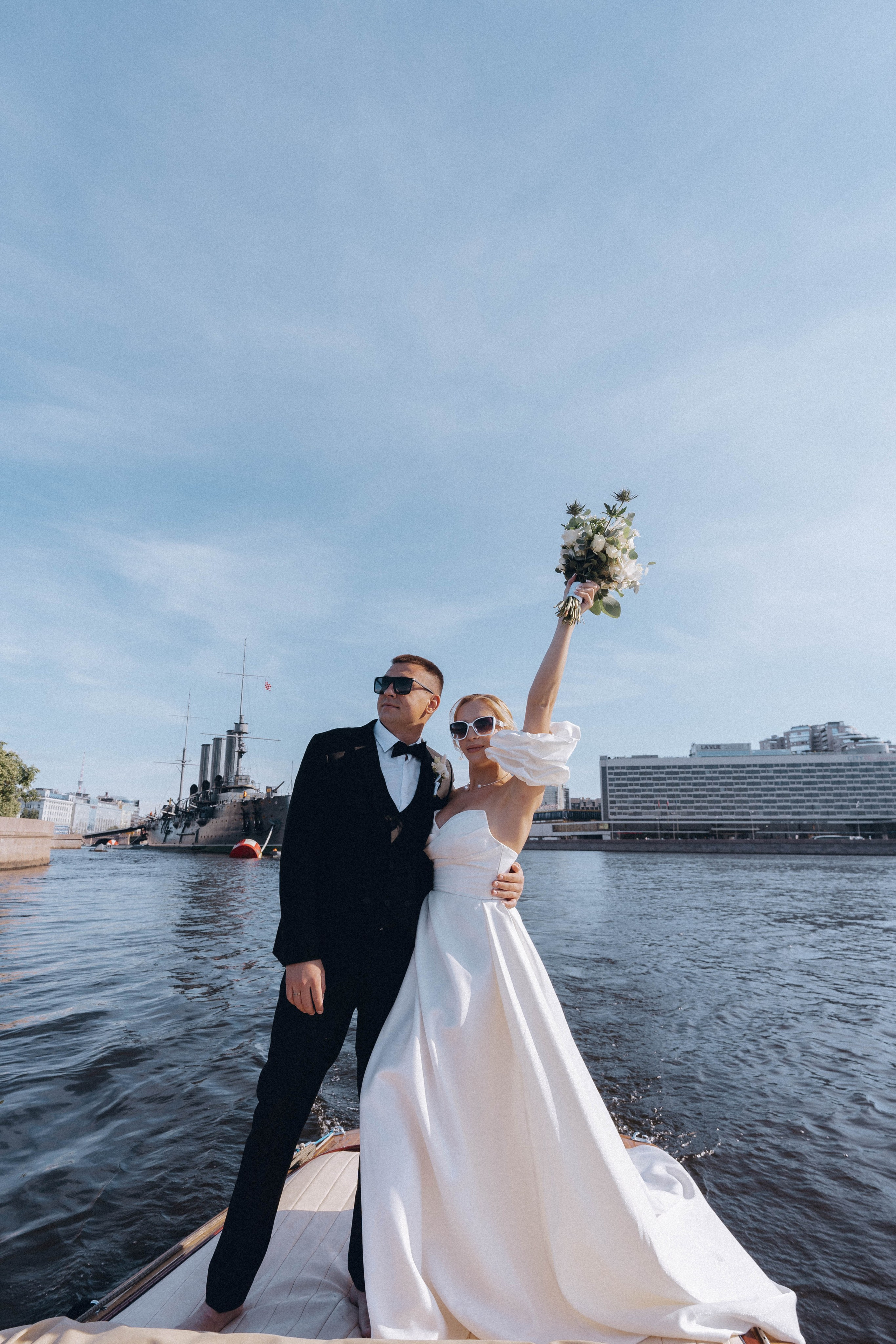 СВАДЕНБНАЯ СЬЕМКА НА КАТЕРЕ ПО КАНАЛАМ САНКТ-ПЕТЕРБУРГА И В АКВАТОРИИ НЕВЫ. Профессиональный фотограф, Санкт-Петербург — Виктория Богомолова