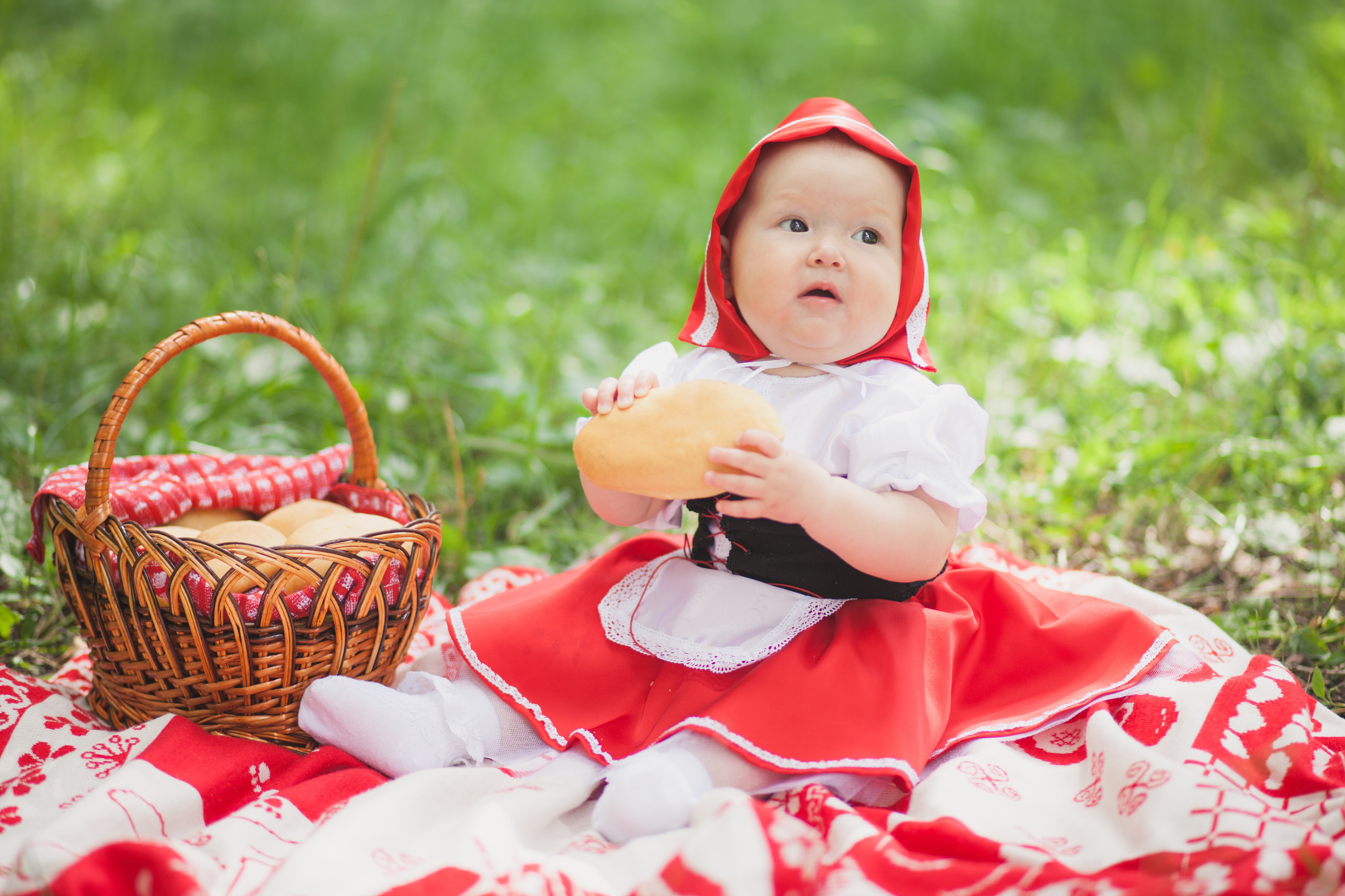 Красная Шапочка. Фотограф в Сербии Азалия Фомина