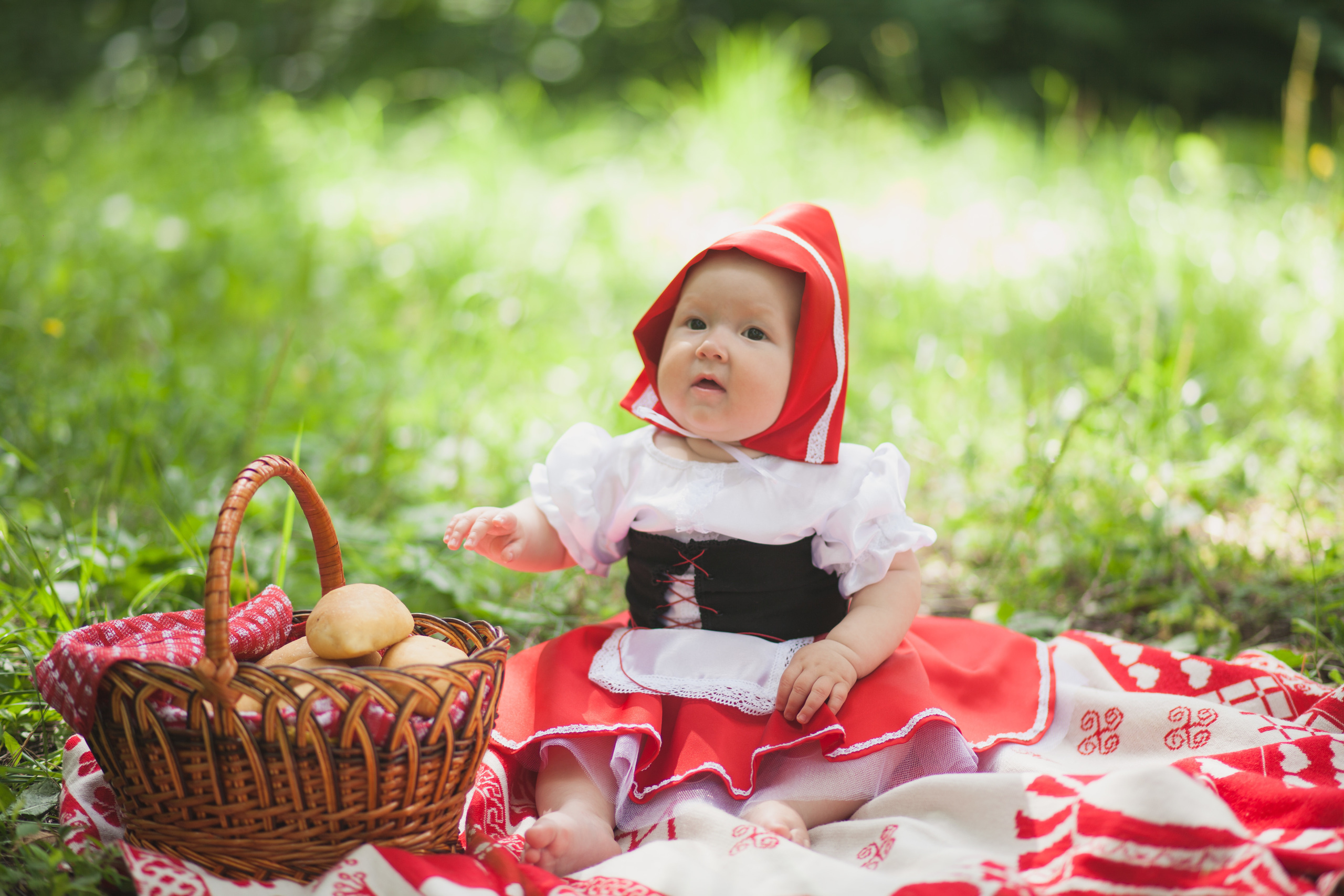 Красная Шапочка. Фотограф в Сербии Азалия Фомина