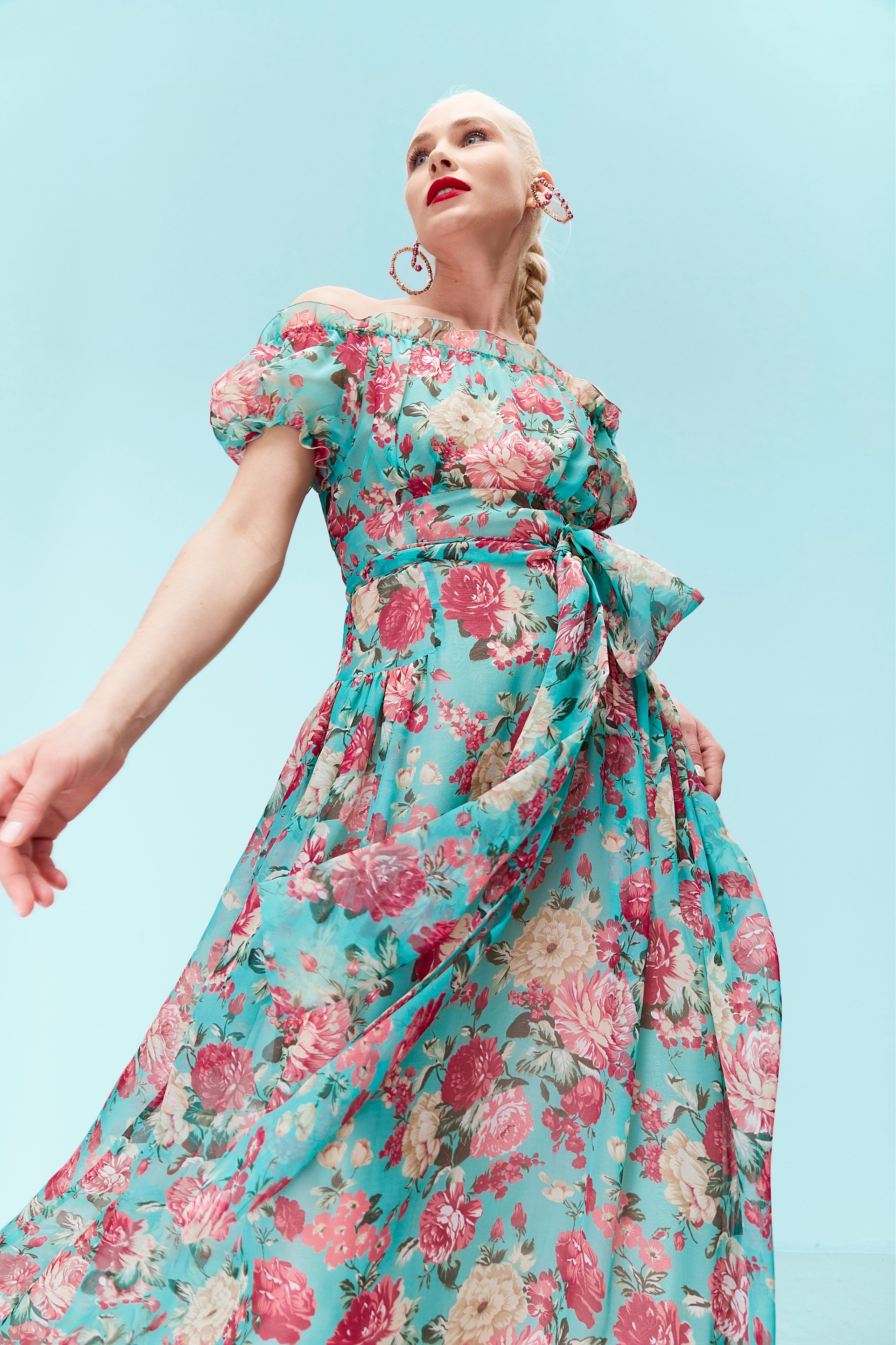 "Профессиональная каталожная фотосъемка товаров для e-commerce и интернет-магазинов""Высококачественная каталожная съемка одежды и аксессуаров с белым фоном""Рекламная каталожная фотосъемка для маркетинга продуктов и брендов""Студийная каталожная съемка с детальной проработкой текстур и материалов""Коммерческая каталожная фотосъемка для каталогов и онлайн-платформ""Фотография каталожной съемки с акцентом на дизайн и презентацию товаров""Предметная каталожная съемка для увеличения продаж в e-commerce""Профессиональная каталожная фотосъемка с использованием студийного освещения""Рекламные фото каталожной съемки для сайтов и социальных сетей""Высокоточная каталожная съемка товаров для презентаций и брошюр""Каталожная фотосъемка высокого разрешения для онлайн-магазинов""Коммерческая каталожная съемка с фокусом на качество и детализацию""Студийная каталожная фотосъемка для брендов и ритейла""Фотографии каталожной съемки для маркетинговых кампаний""Профессиональная каталожная съемка для каталогов и увеличения конверсии" "Профессиональная съемка на модели для модных брендов и рекламы""Высококачественная фотосъемка на модели с креативным освещением и позами""Рекламная съемка на модели для каталогов одежды и аксессуаров""Студийная съемка на модели с акцентом на стиль и индивидуальность""Коммерческая фотосъемка на модели для fashion-индустрии""Фотография съемки на модели с профессиональным ретуши для журналов""Модная съемка на модели для продвижения бренда и коллекций""Профессиональная съемка на модели с использованием естественного света""Рекламные фото съемки на модели для социальных сетей и веб-сайтов""Высокоточная фотосъемка на модели для портфолио и презентаций""Съемка на модели высокого разрешения для модных кампаний""Коммерческая съемка на модели с фокусом на тренды и дизайн""Студийная фотосъемка на модели для e-commerce и маркетинга""Фотографии съемки на модели для брендов и увеличения продаж""Профессиональная модная съемка на модели для каталогов и рекламы"