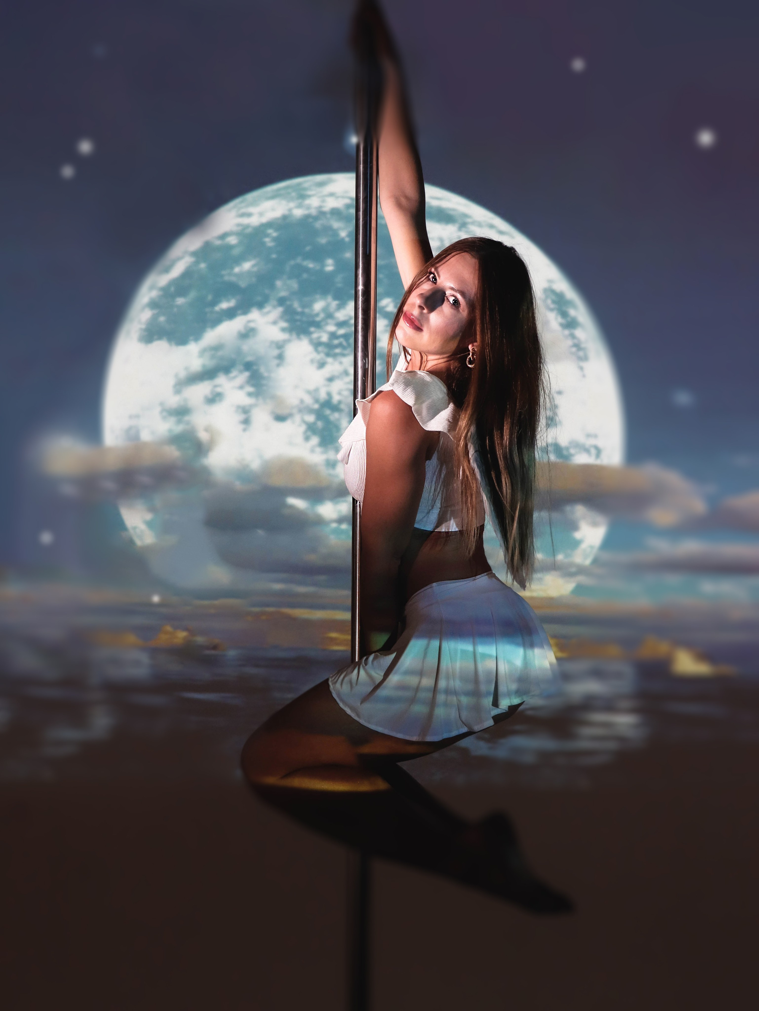 Марина на Луне. Фотограф Саратов | Елизавета Белова