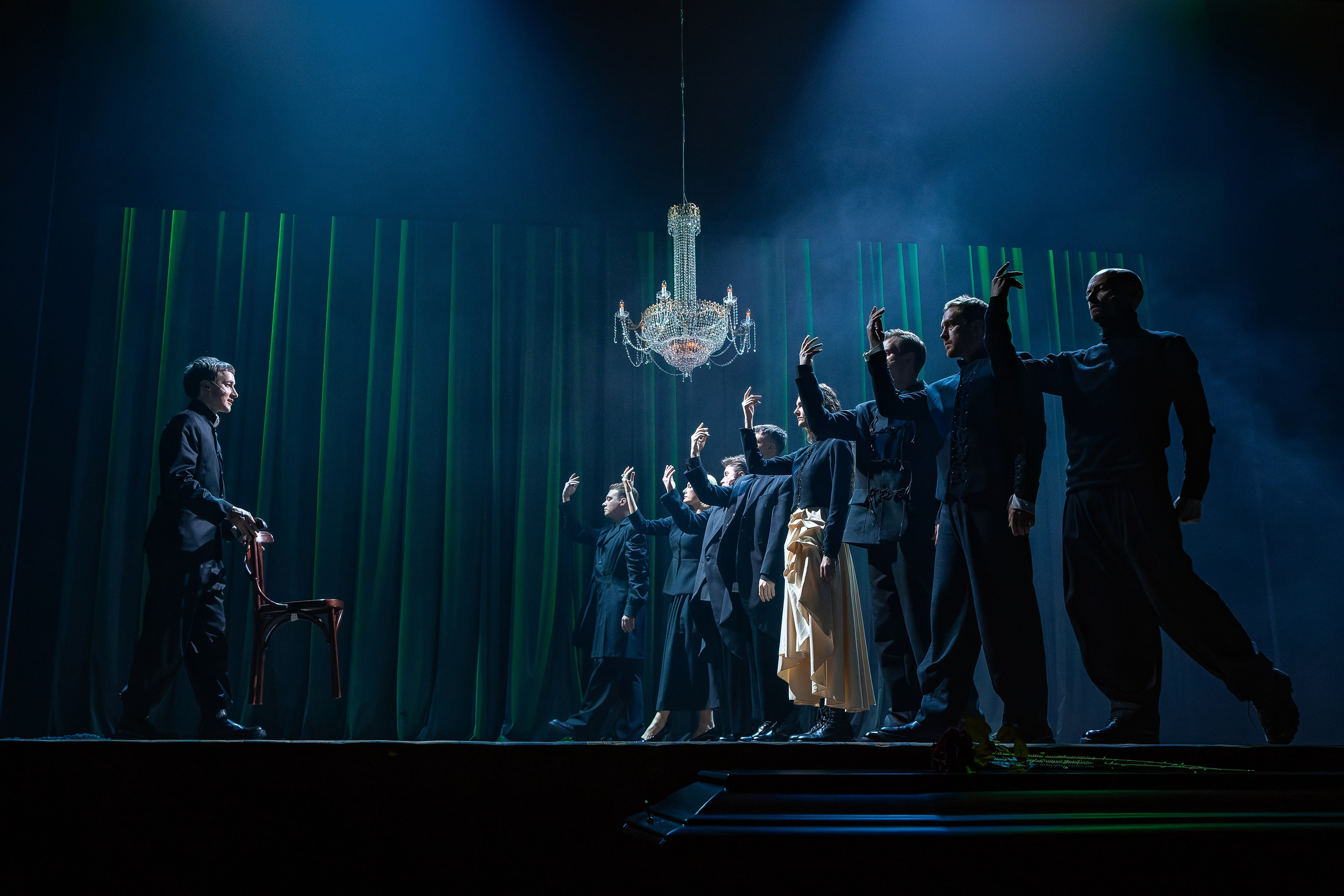 Гамлет, театр на Таганке, реж. Мурат Абукалтинов. Фотограф и режиссер Московко Екатерина