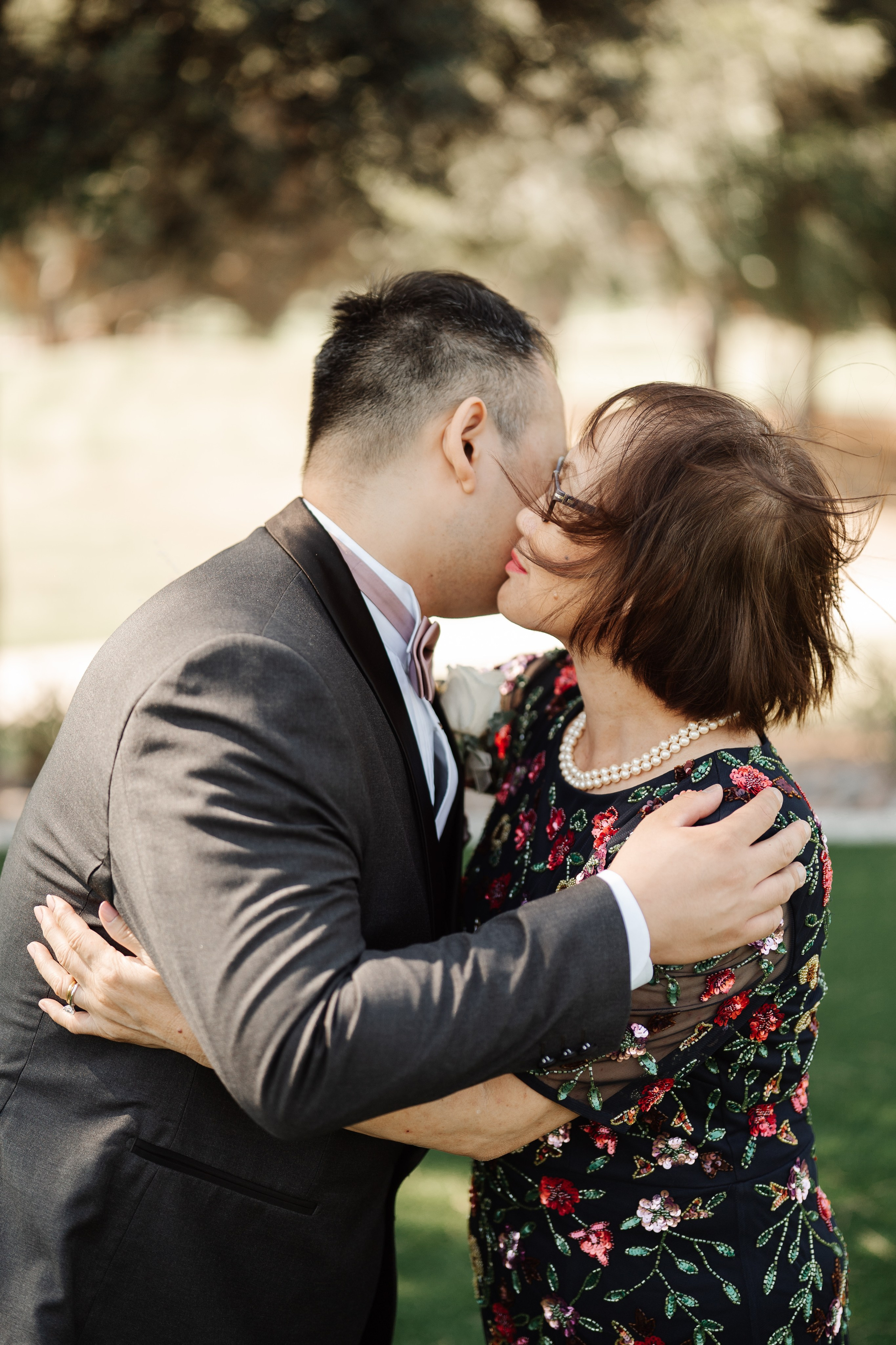 2025-08-16_AndreaChristopher. Ретушер Зенькевич Света