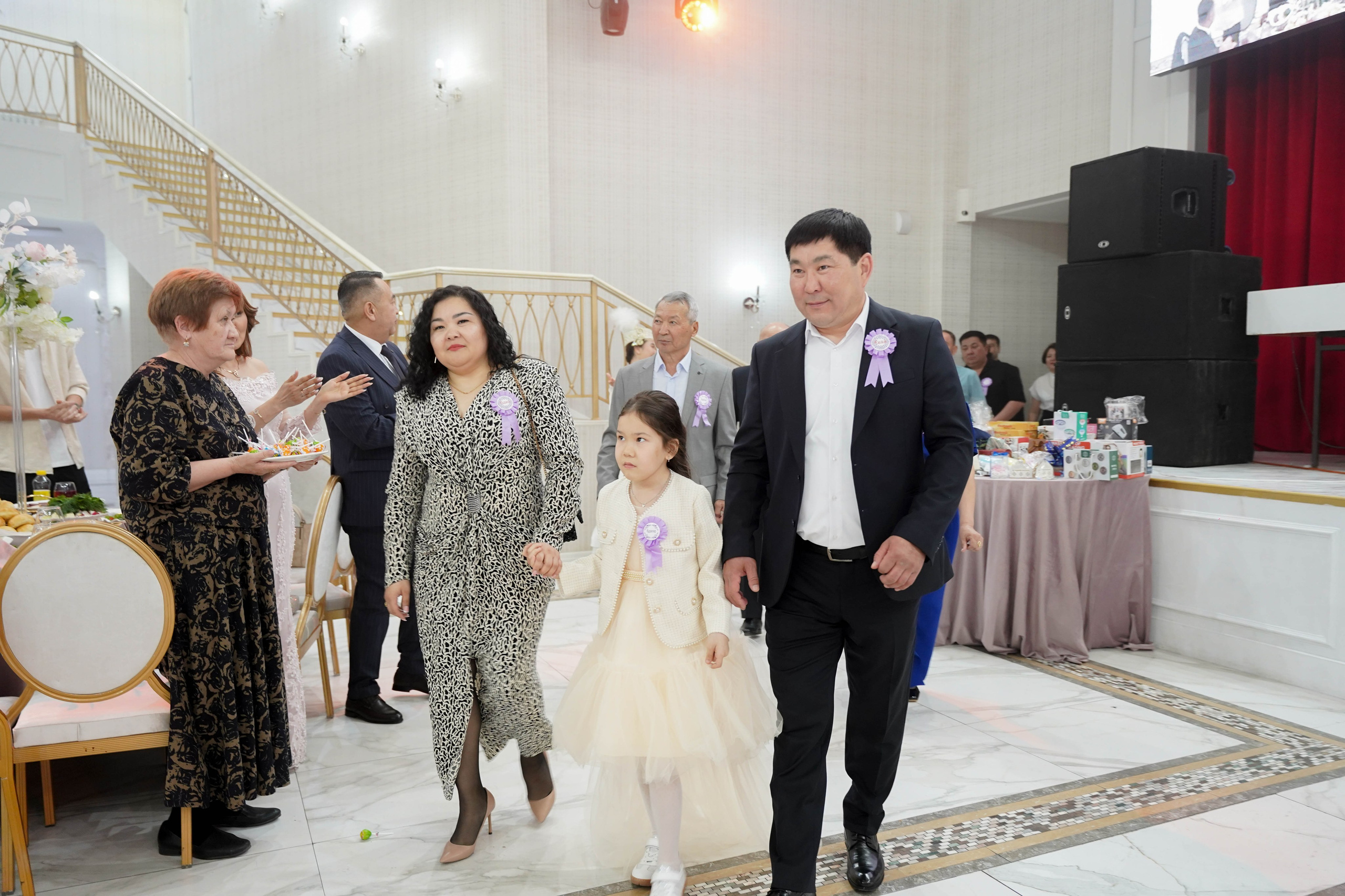 Dana uzatu. Фотограф Ернар Ержанов