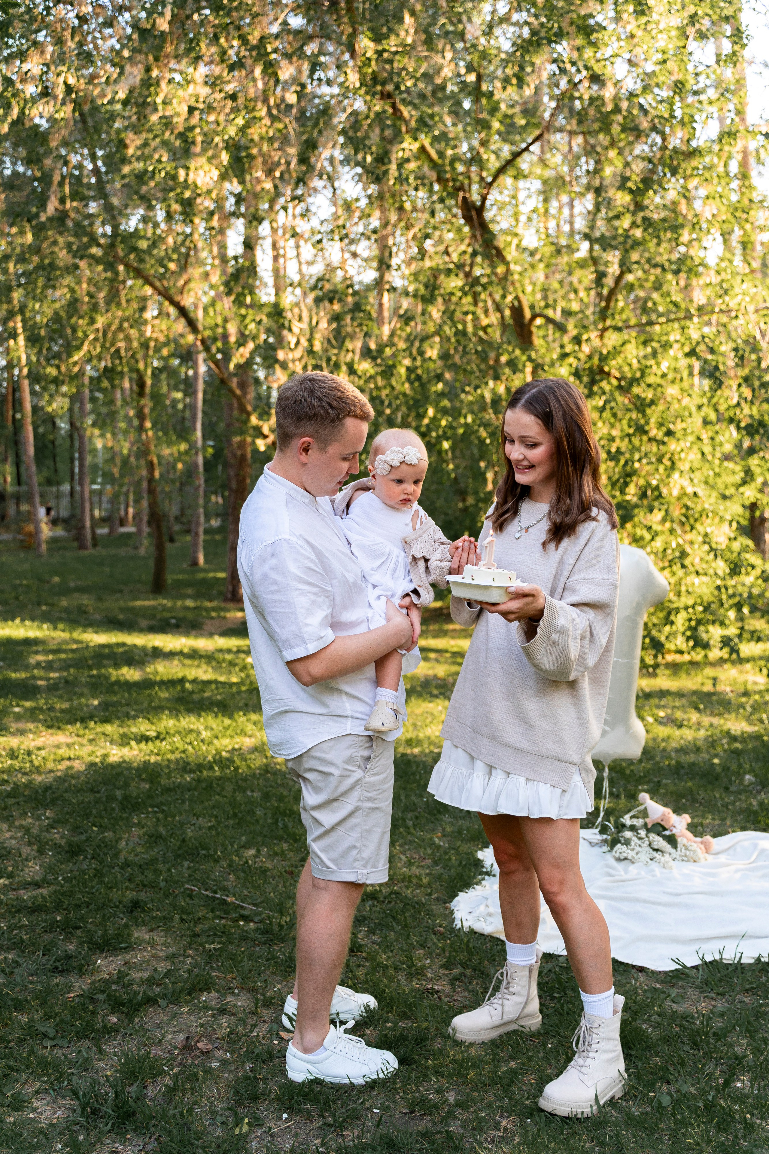 Виталя, Таня и Адель. Волик Мария