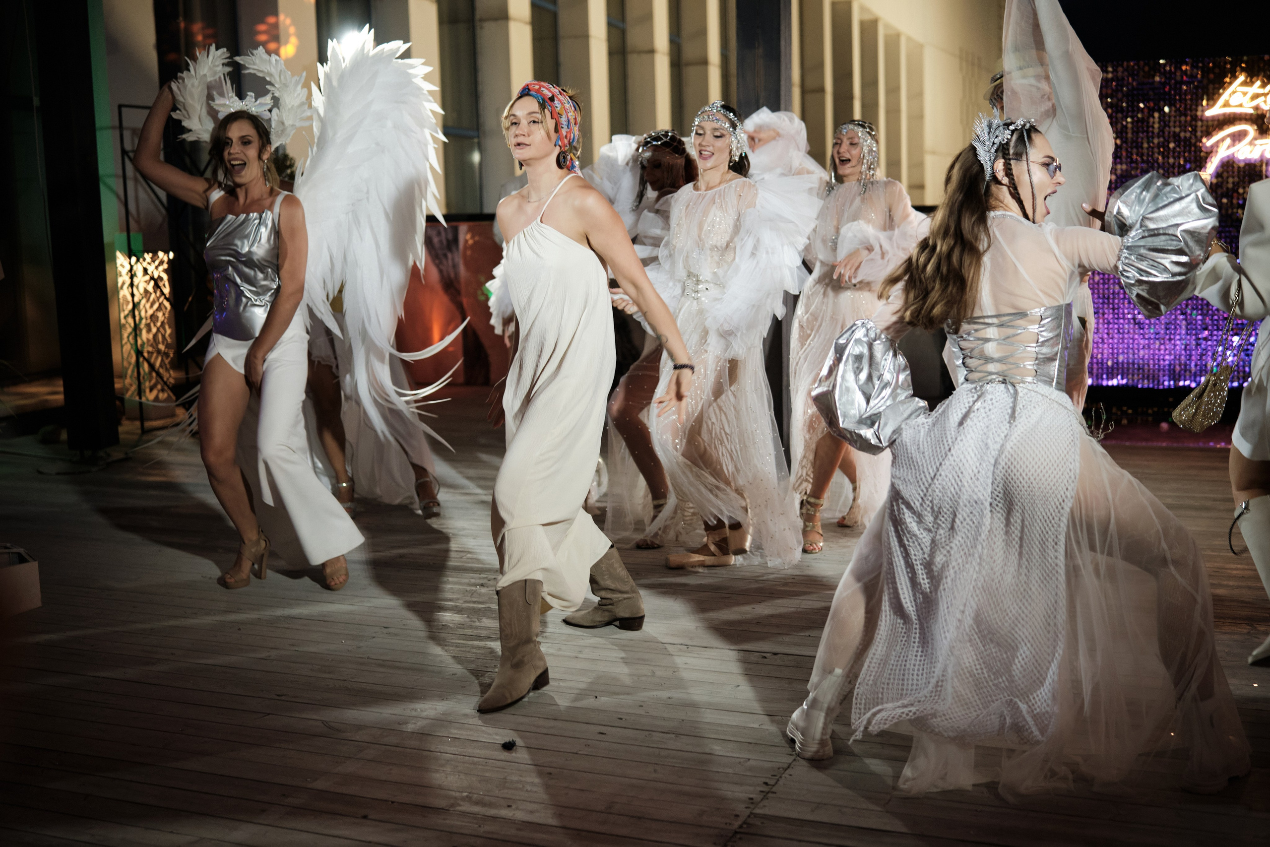 Burning Man на террасе White Point. Репортажный фотограф Дмитрий Литвинский. Минск, Беларусь, мир