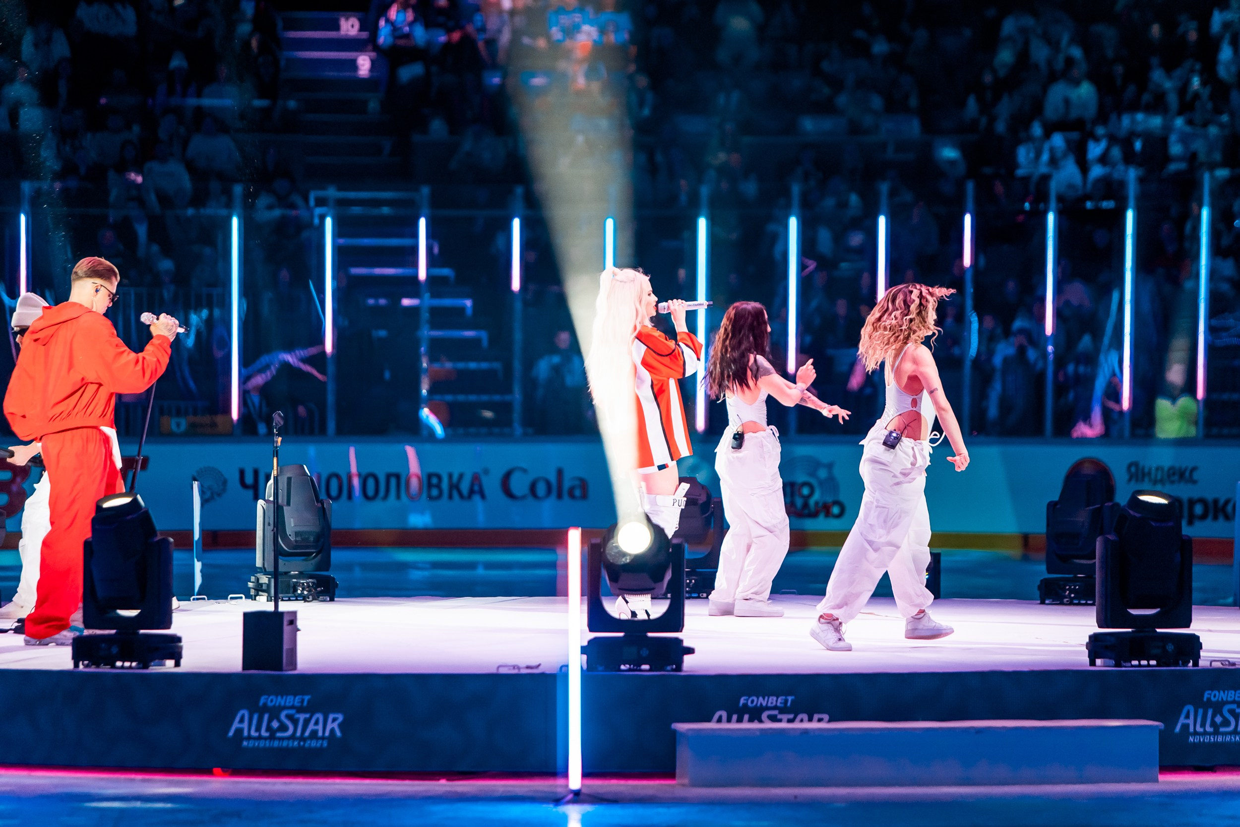 KHL All-Star 2025. Репортажный фотограф в Сочи Дмитрий Ветринский