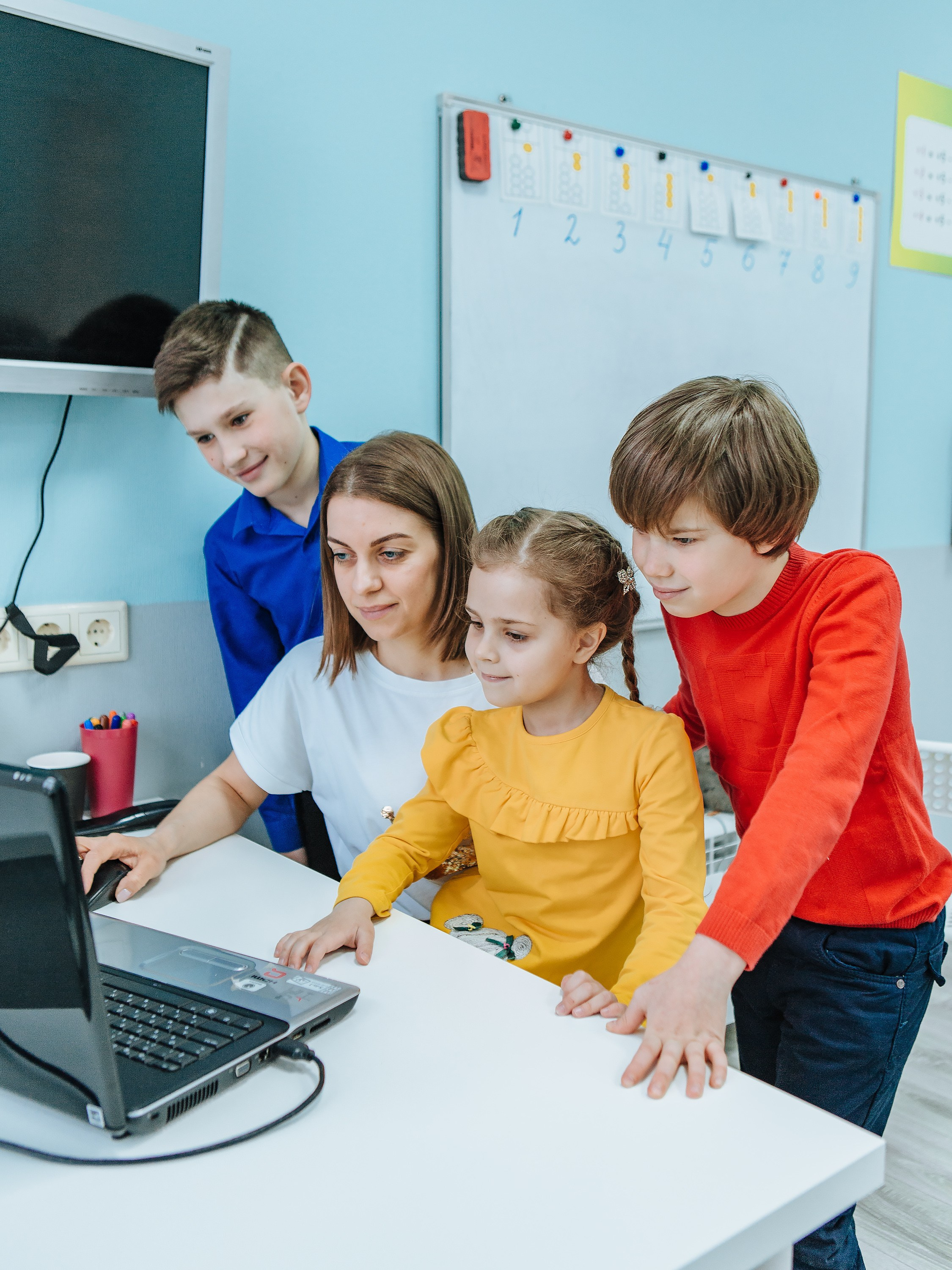 Контент-фотосессия для школы детского развития. Фотограф Москва и Московская область