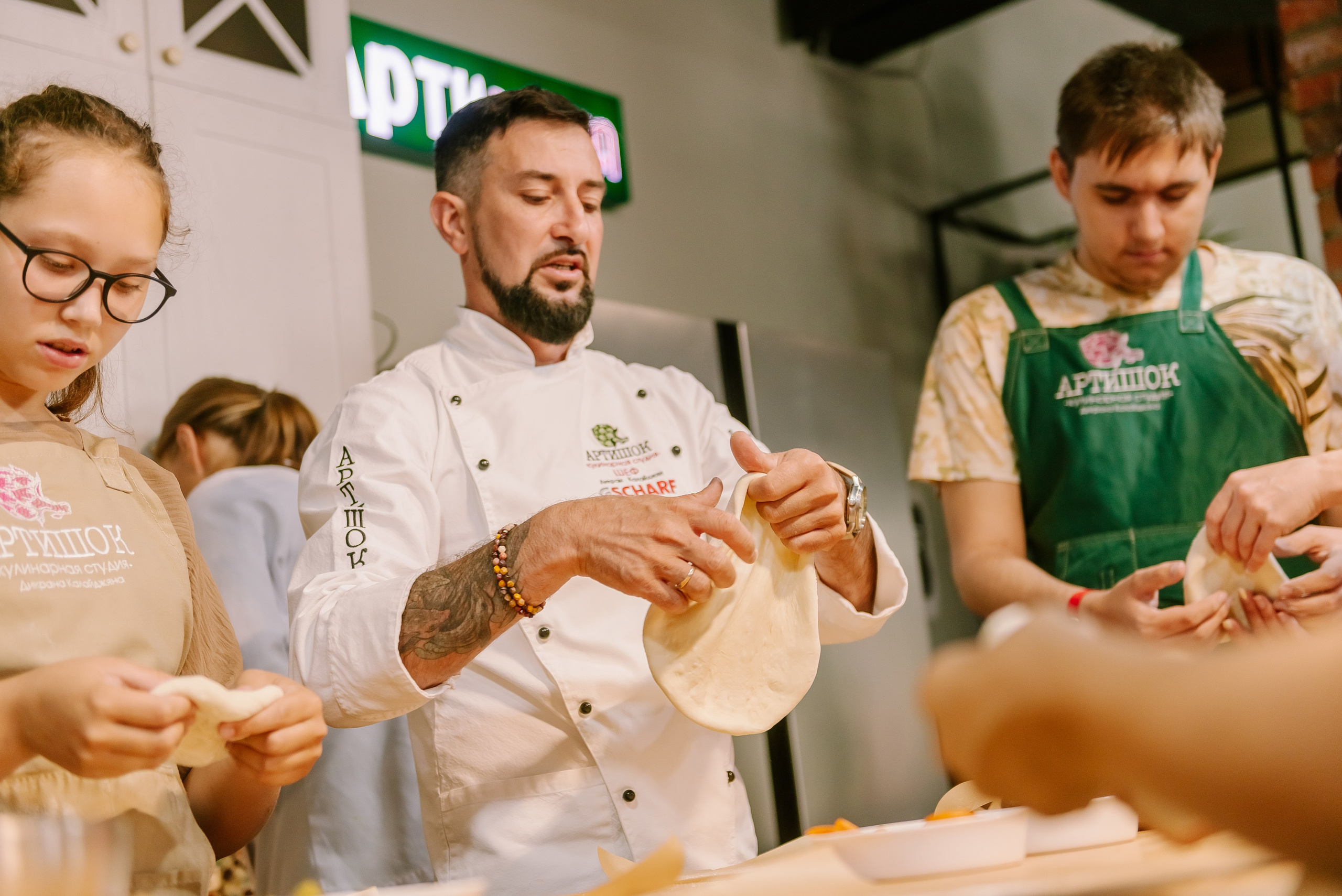 Инклюзивная кухня добра в Артишок 30. 07.35. Детский фотограф, семейный фотограф и репортажи в Кемерово