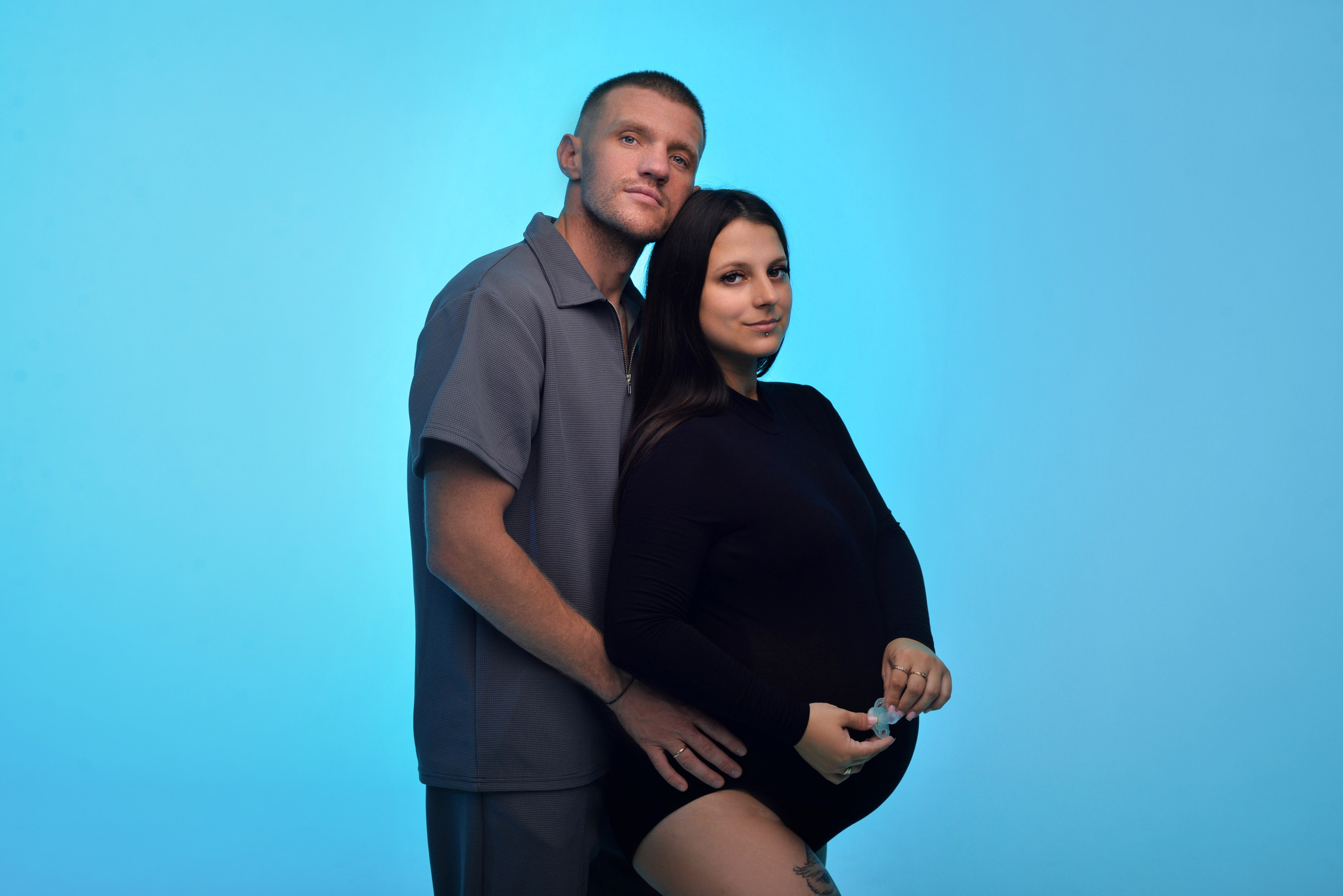 Беременность съемка, Мария с мужем в студии. Семейный и свадебный фотограф Галина Абакумова, фотосессии в Белгороде