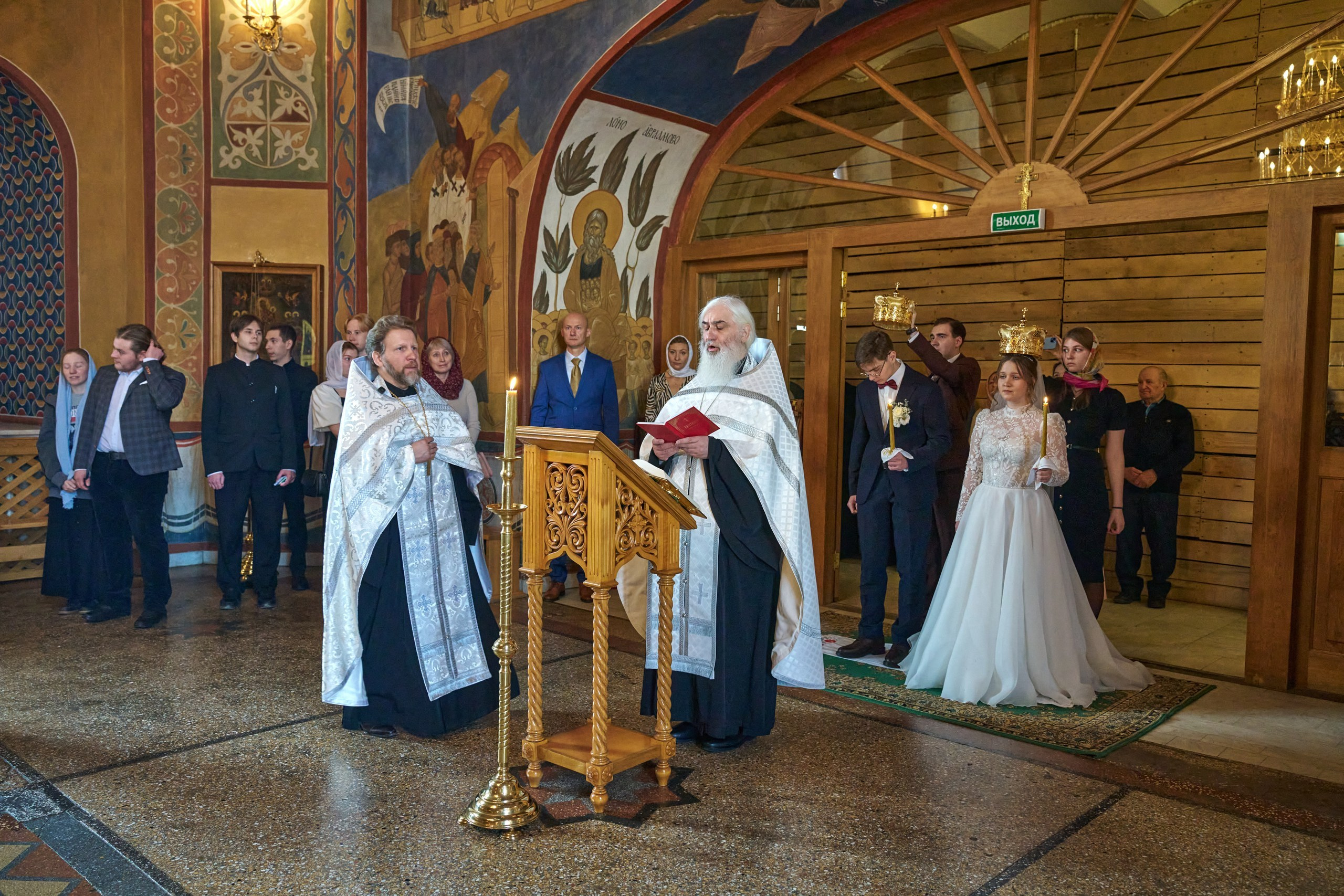 Венчание. Свадебный Семейный и детский фотограф из Москвы Виталий Мишутин