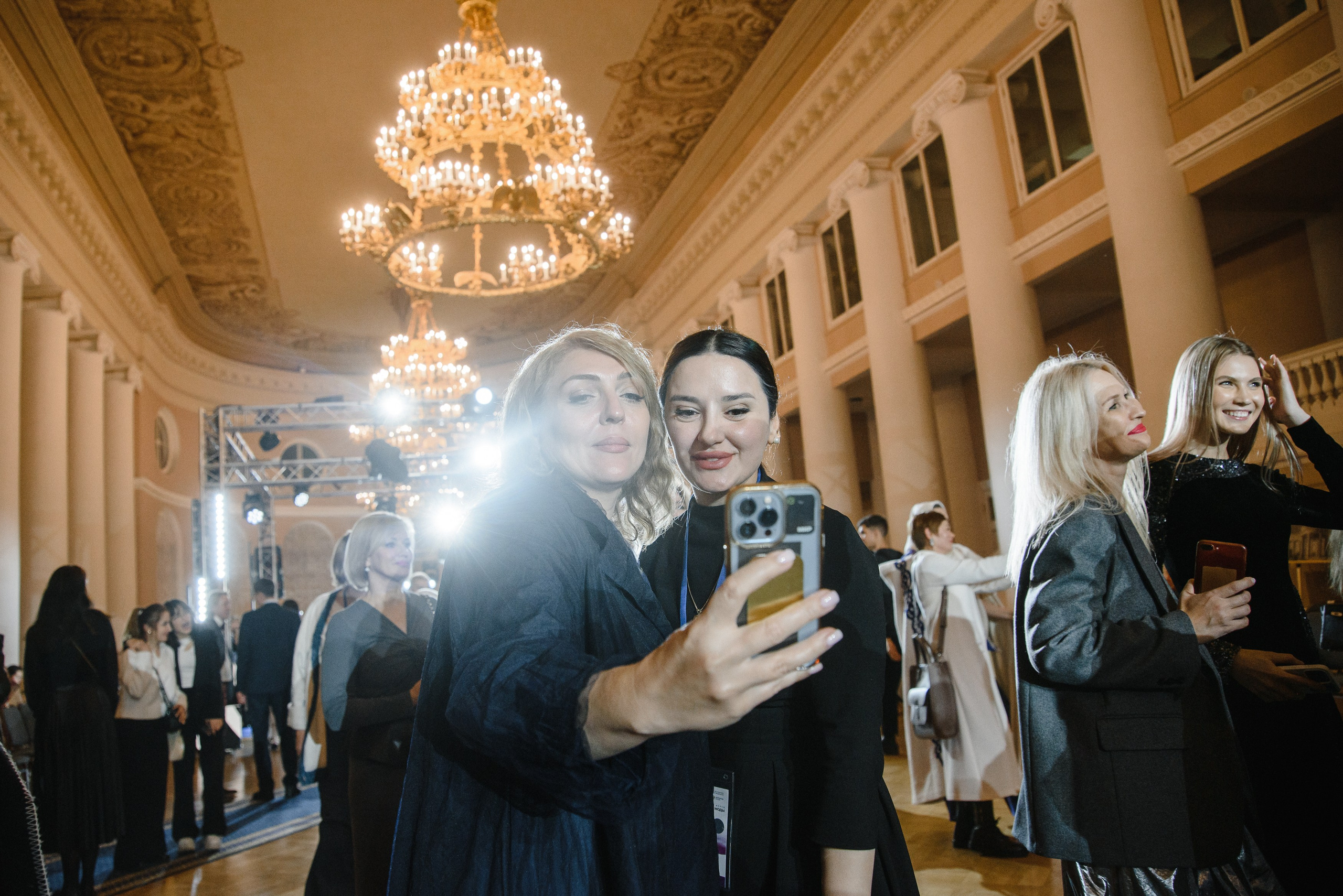 Fashion is my profession. Фотограф Денис Неместо, портрет, репортаж