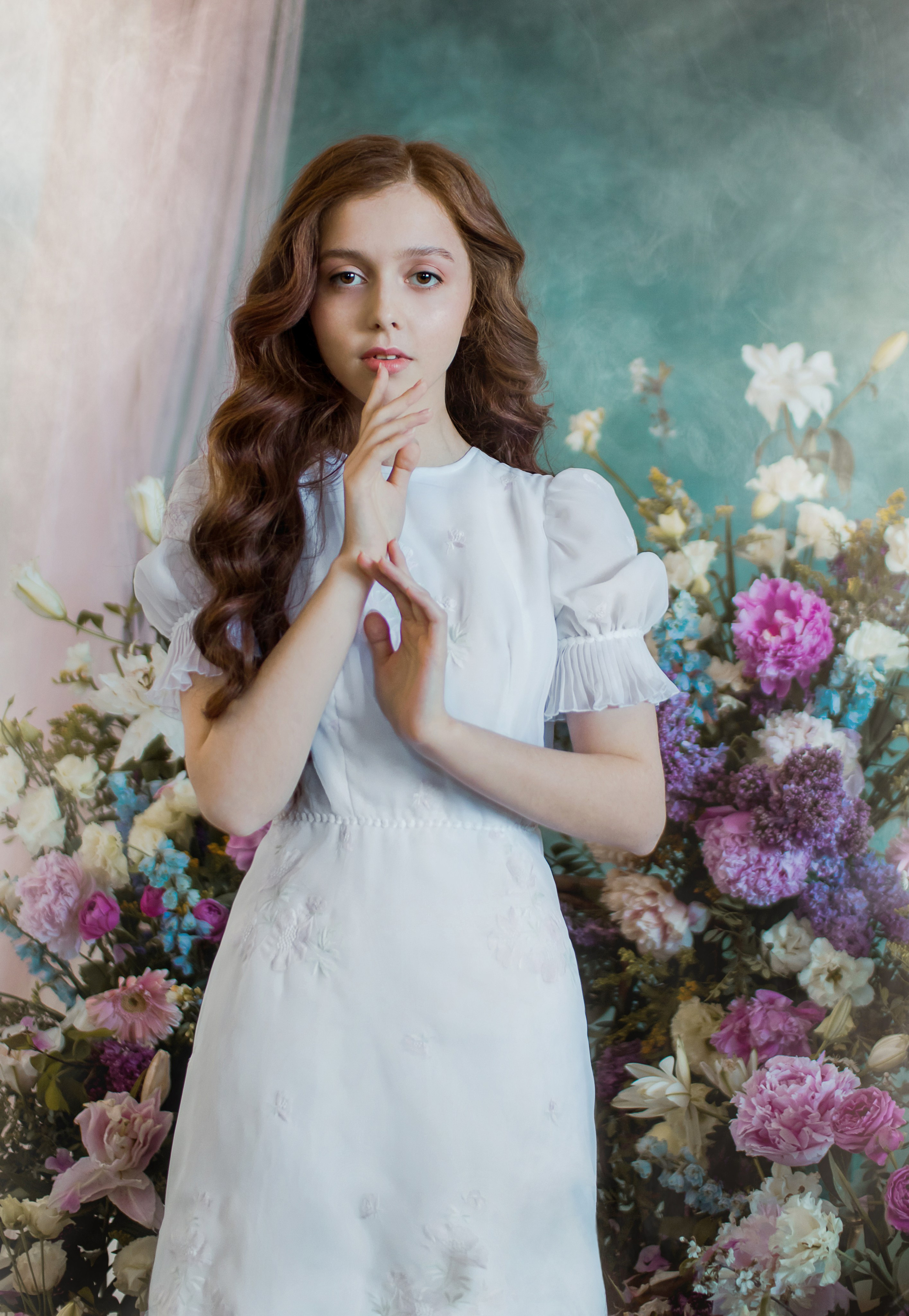 Девушка в цветах