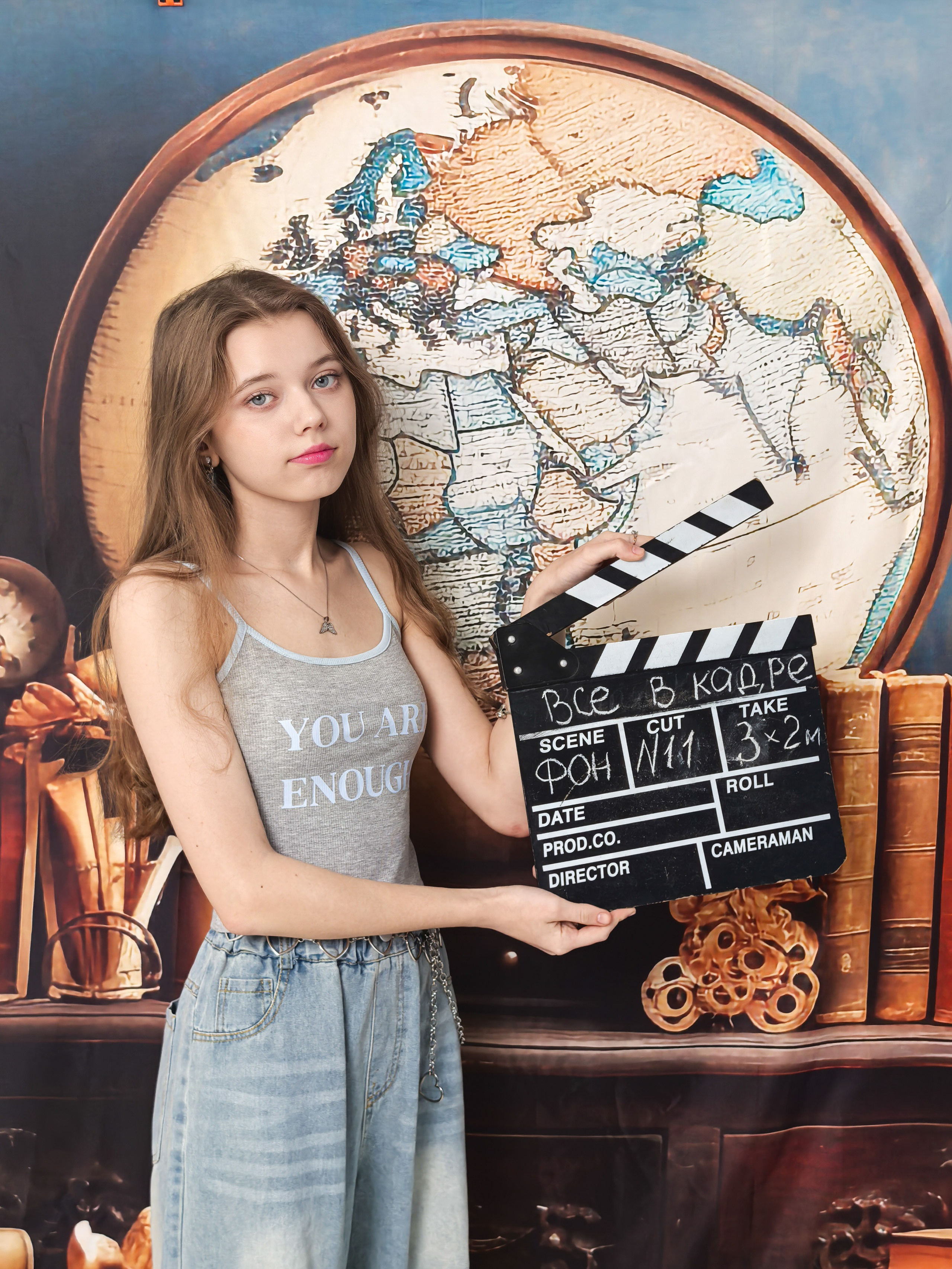 ИНТЕРЬЕРНЫЙ ФОТОФОН. Выпускные альбомы в Донецке и ДНР. Фотограф Донецк и ДНР