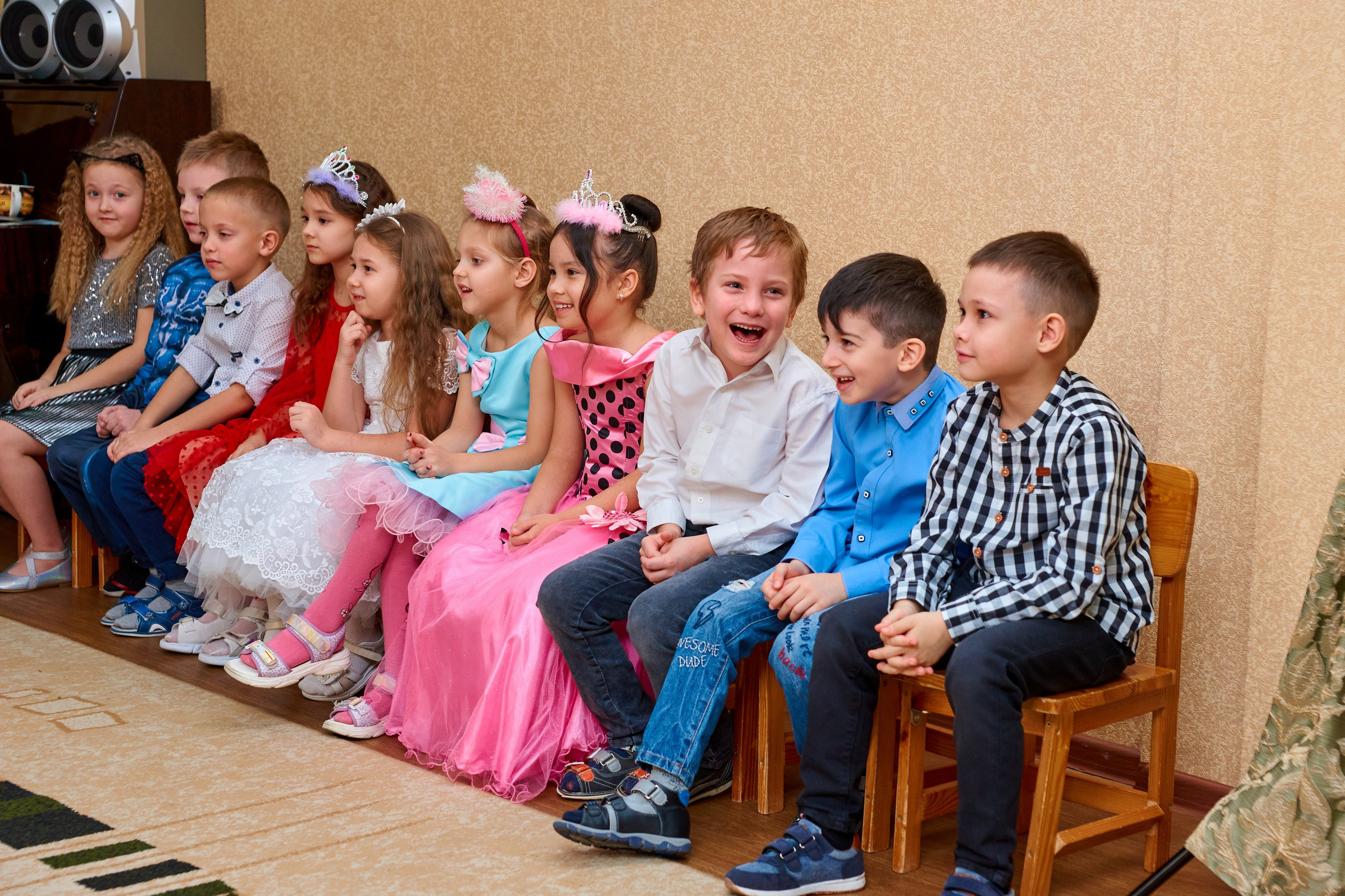 Новогодние утренники. Childrenfoto.ru