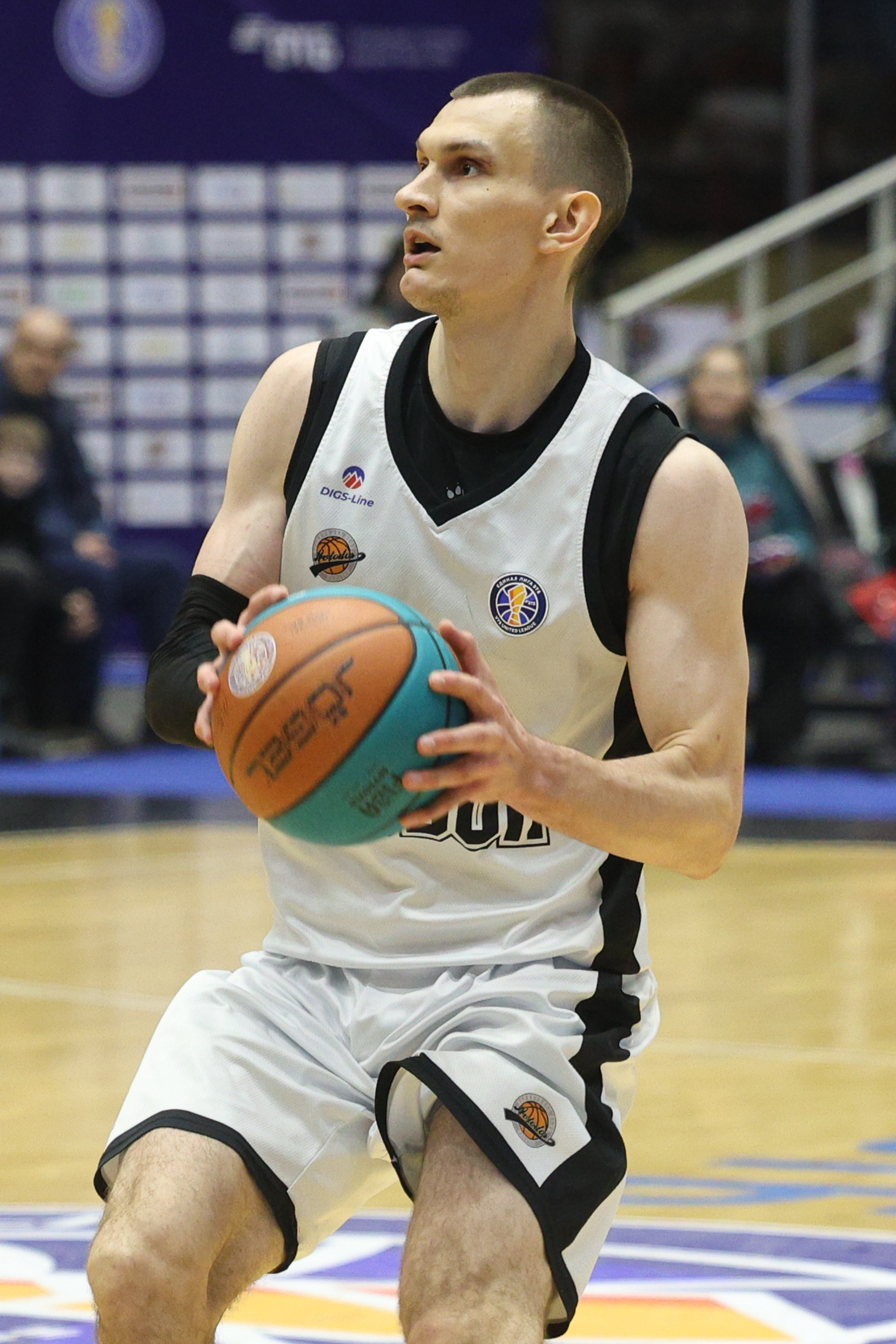 Автодор — Уралмаш. Фотограф Дмитрий Алексеев